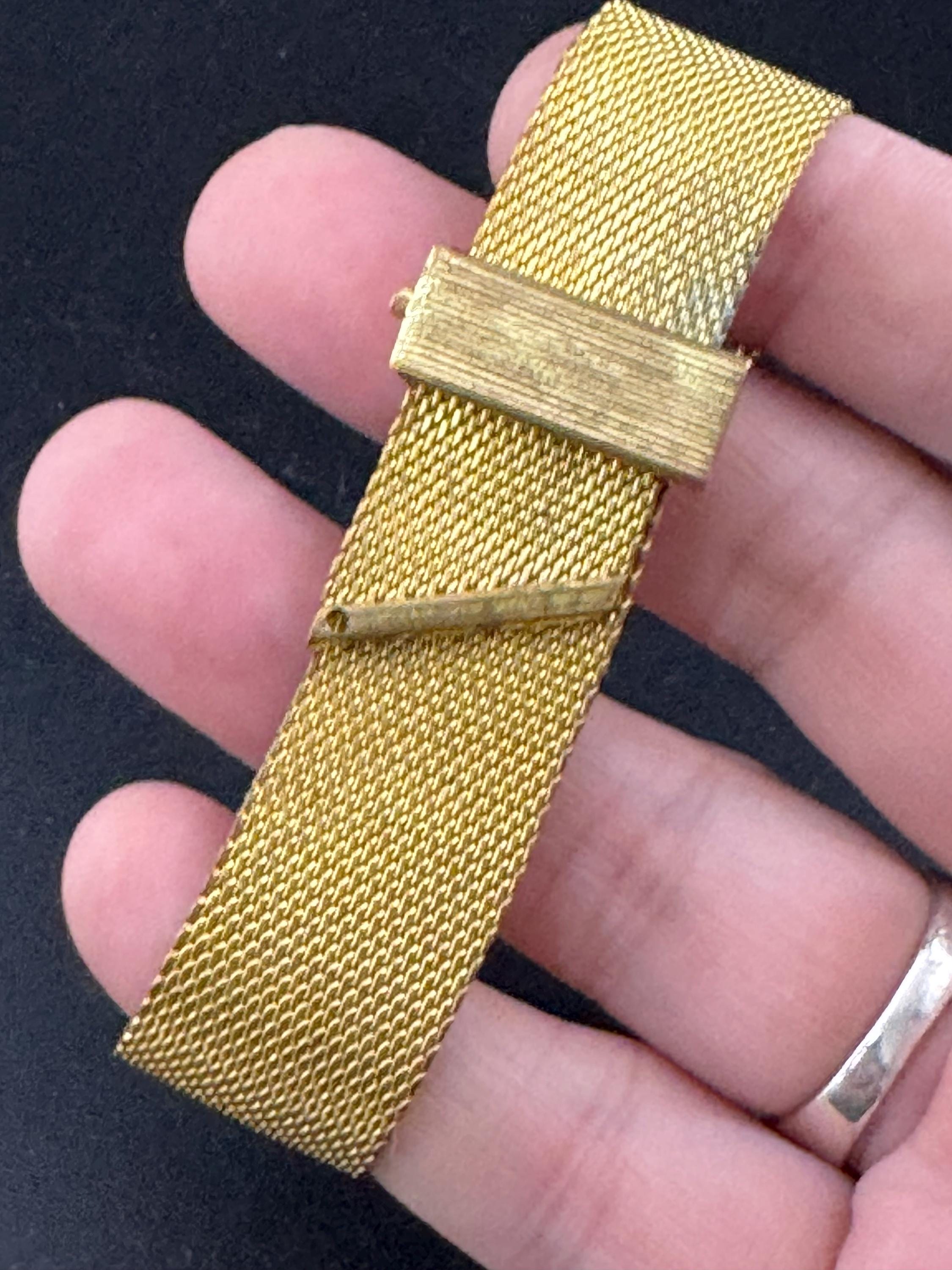 Vintage 1950s gold plated articulated 18mm wide mesh buckle bracelet