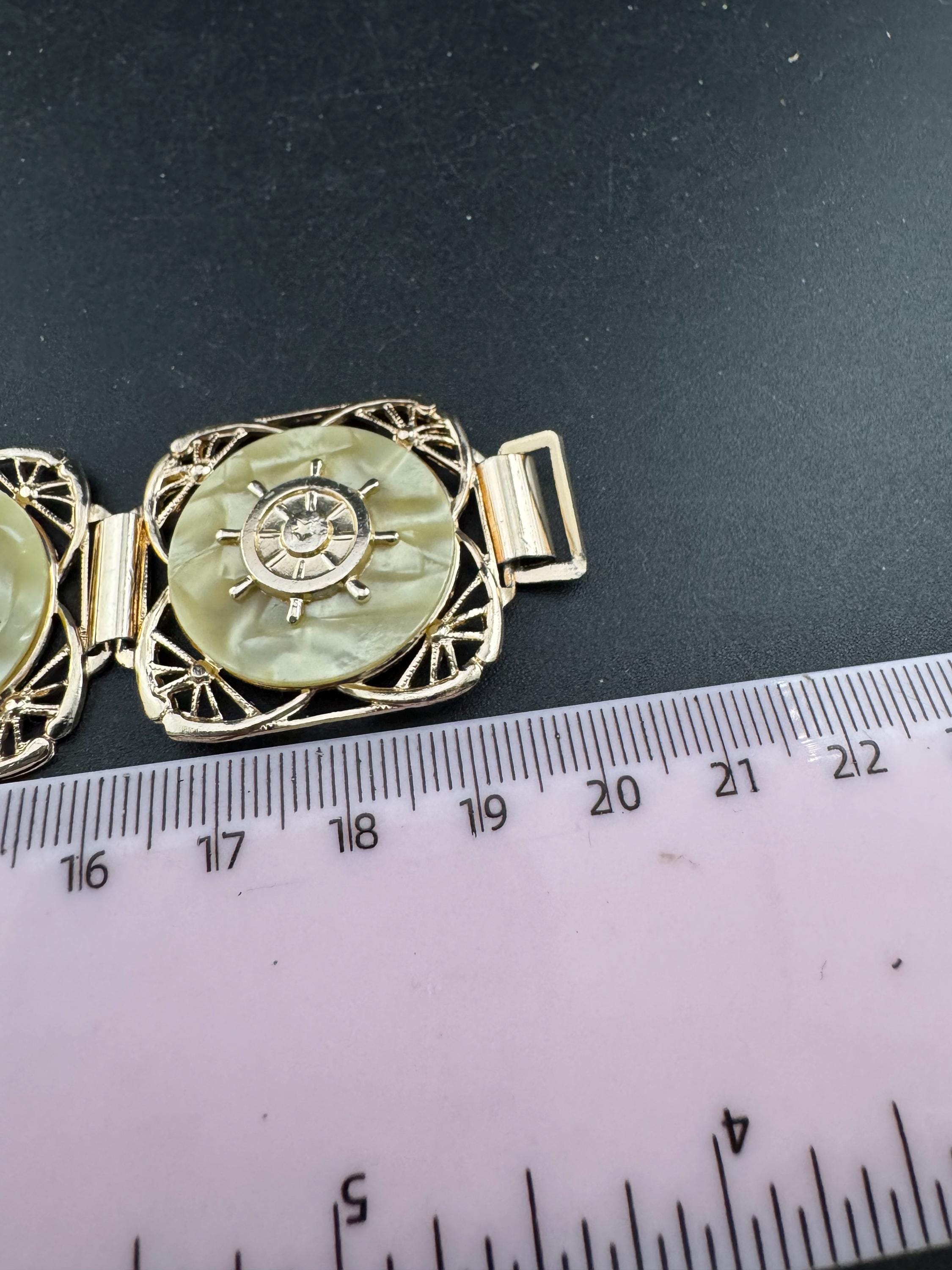 Vintage Nautical Lucite & Faux Pearl Bracelet: Gold Tone Ships Wheel