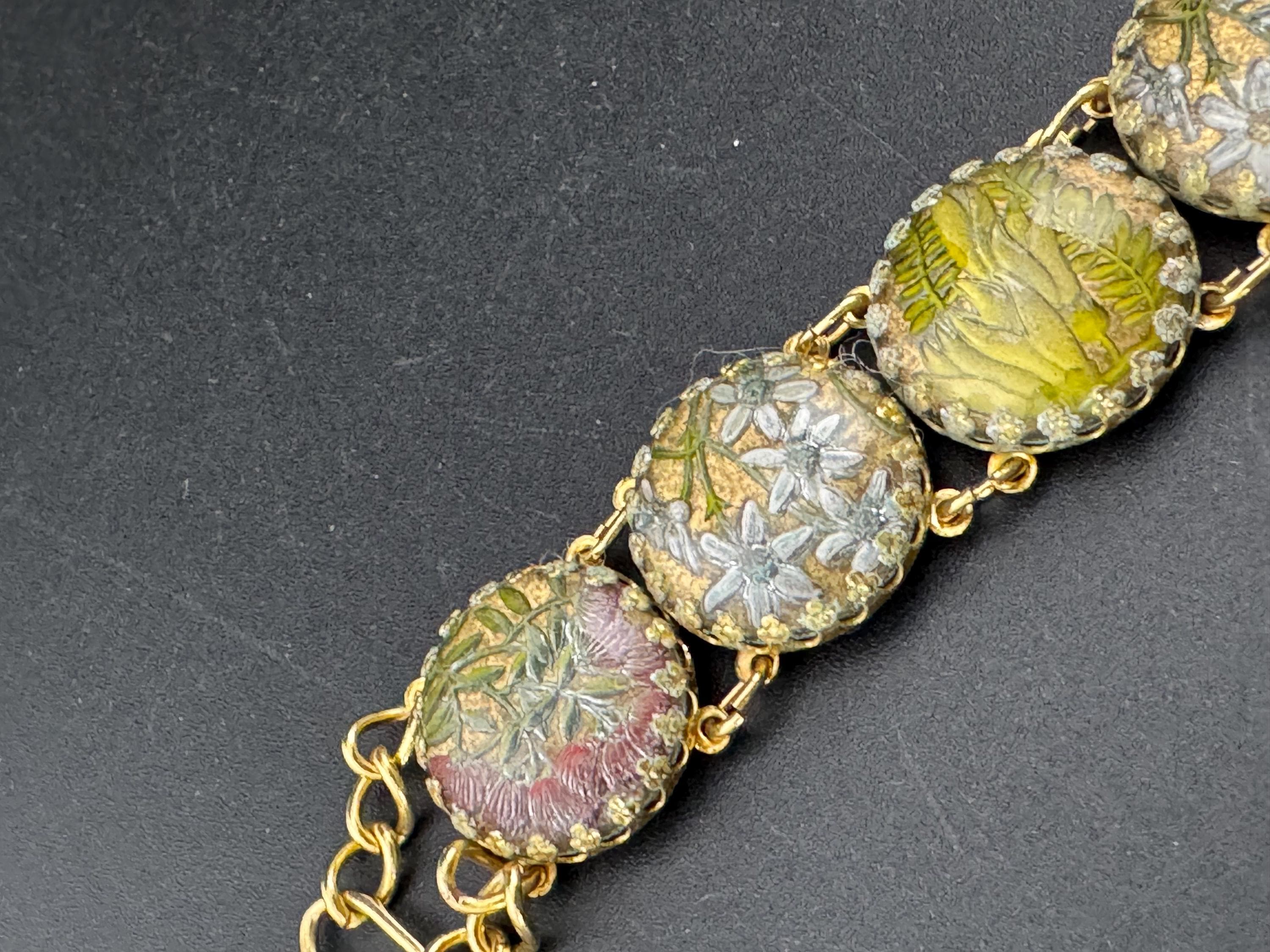Vintage 1940s pretty rolled Gold plated Lucite floral inset Cabochons panel link Bracelet 20.5cm x 2cm