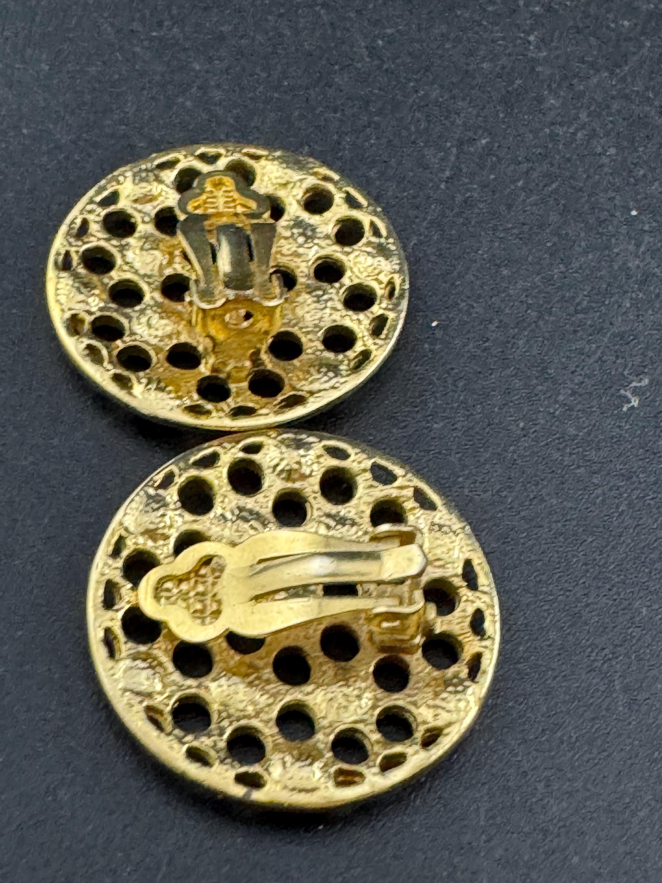 Vintage rainbow diamanté round disc clip on earrings, gold tone crystal set