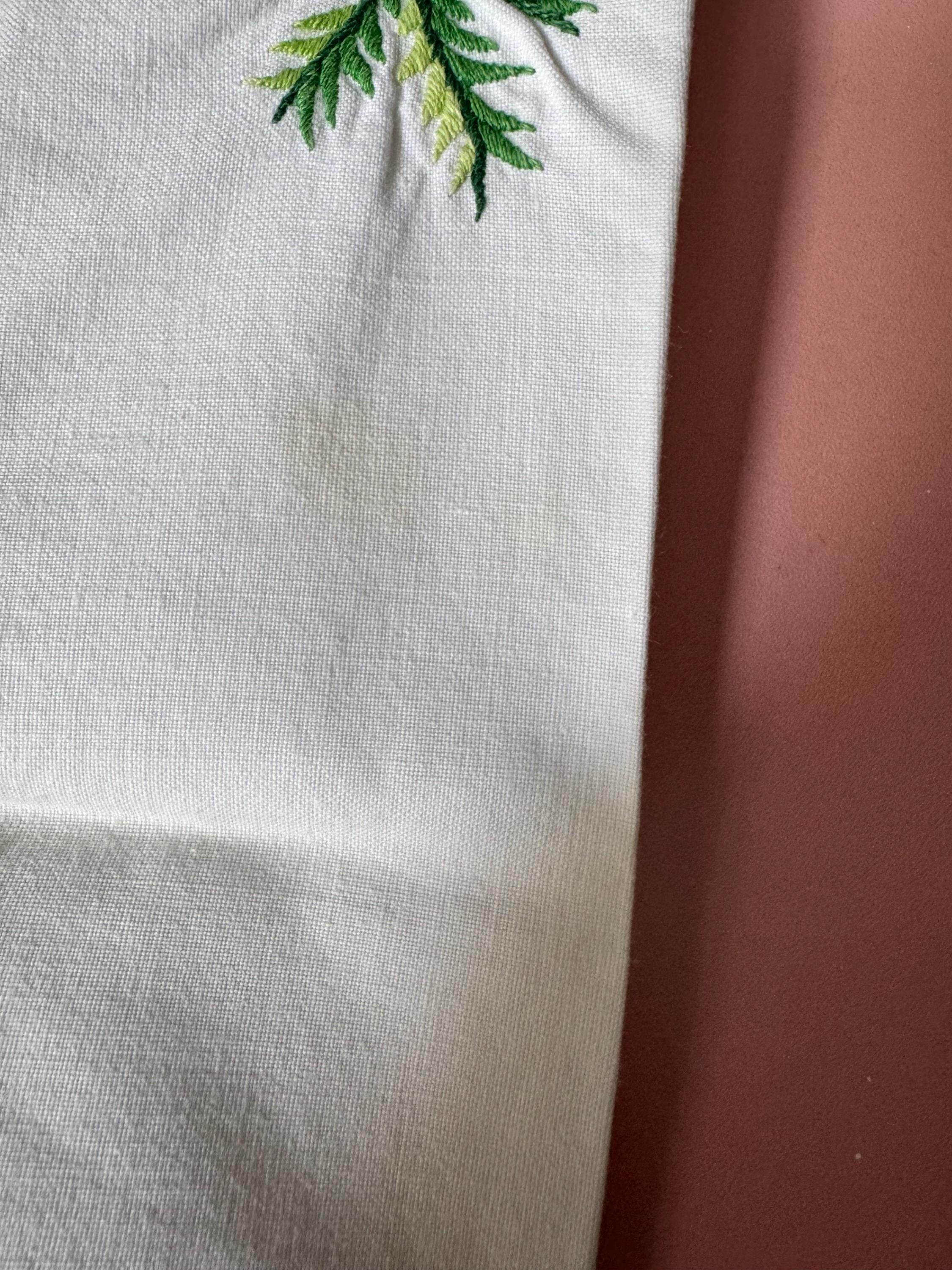 79 x 86 near square white blue green palm tree Chinese embroidered cotton oriental boat scene tablecloth chateau cottage Japanese