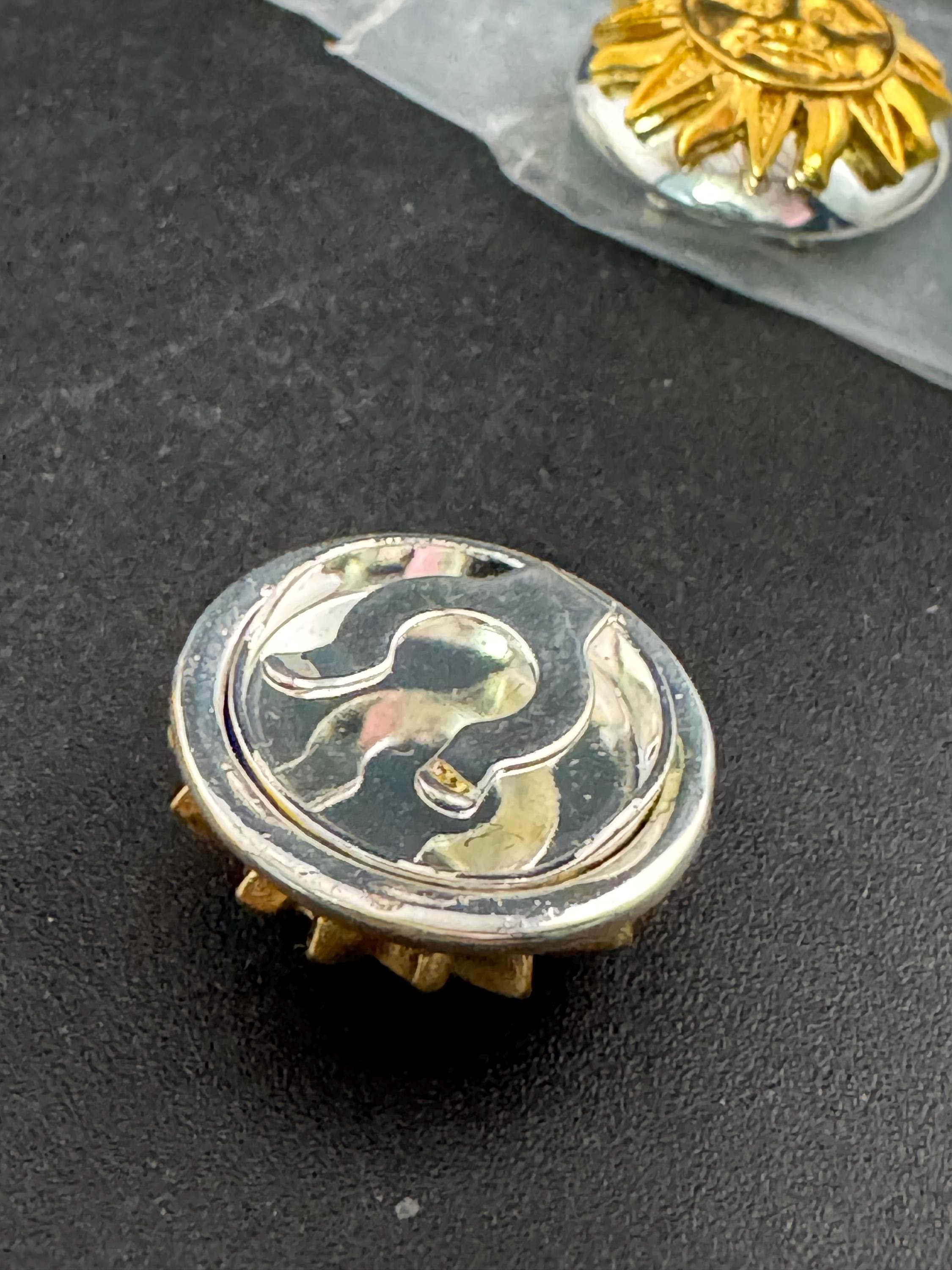 set of 2 button covers vintage CABOUCHON gold and silver tone Sun design 20mm