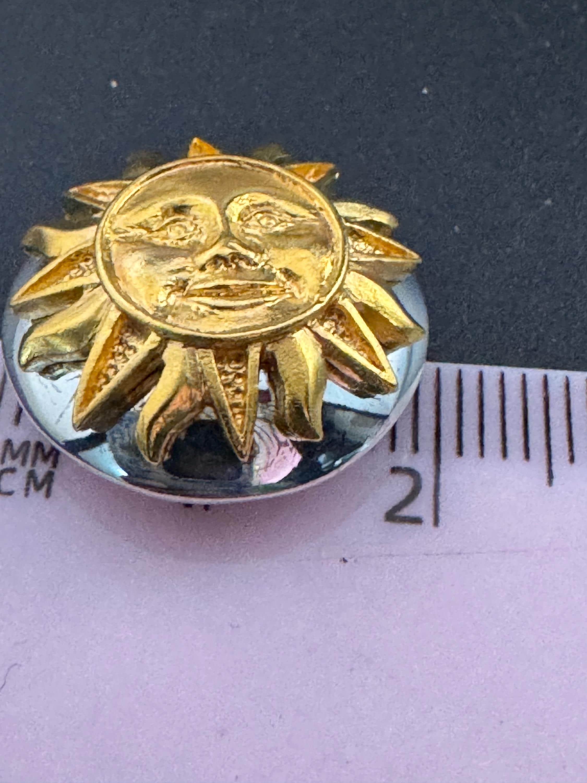 set of 2 button covers vintage CABOUCHON gold and silver tone Sun design 20mm