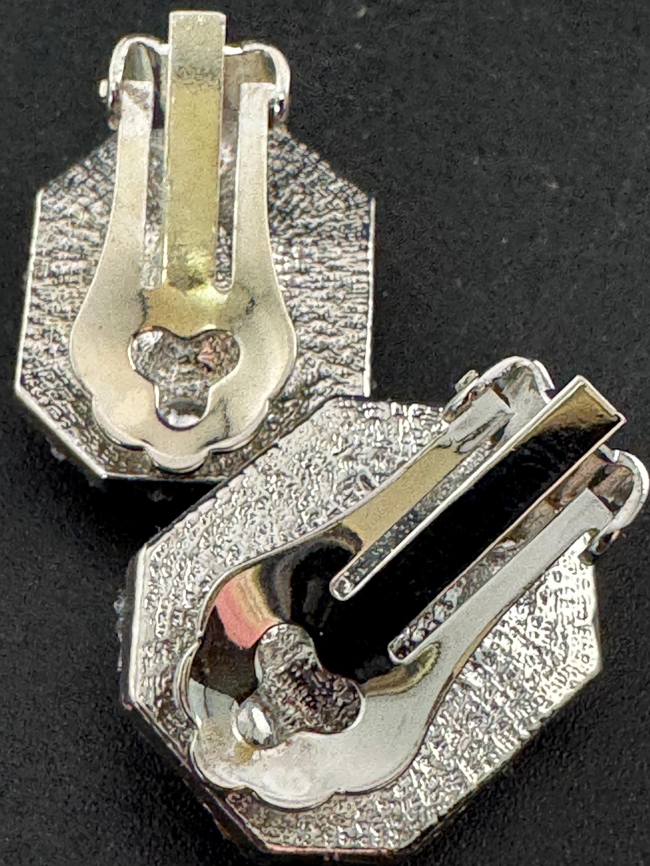 2cm clear and ruby red genuine Swarovski crystal octagon clip on earrings, silver tone