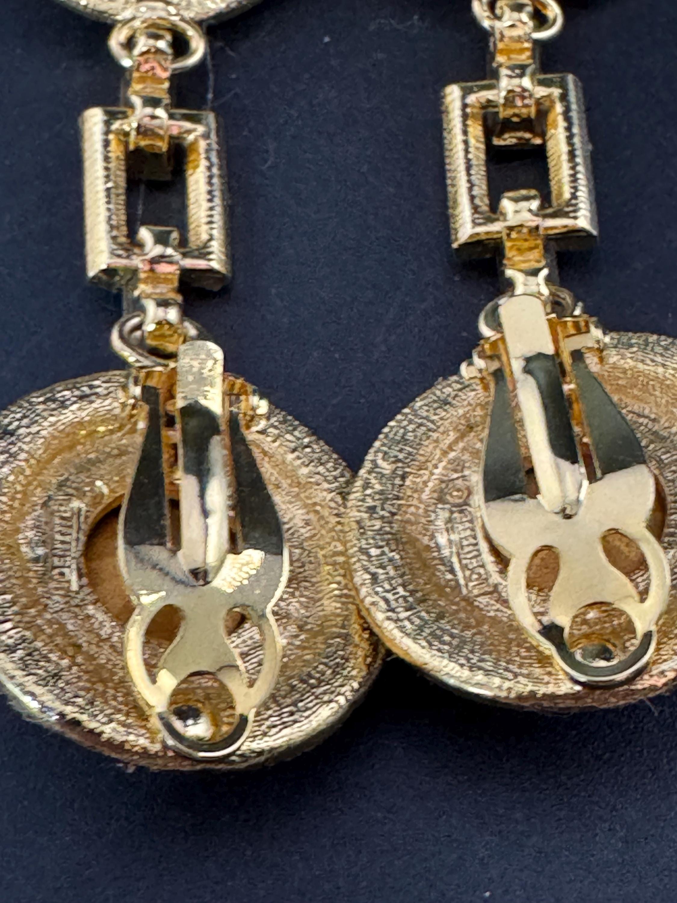 Vintage Swarovski Crystal Drop Earrings: 1980s Gold Tone Dangle