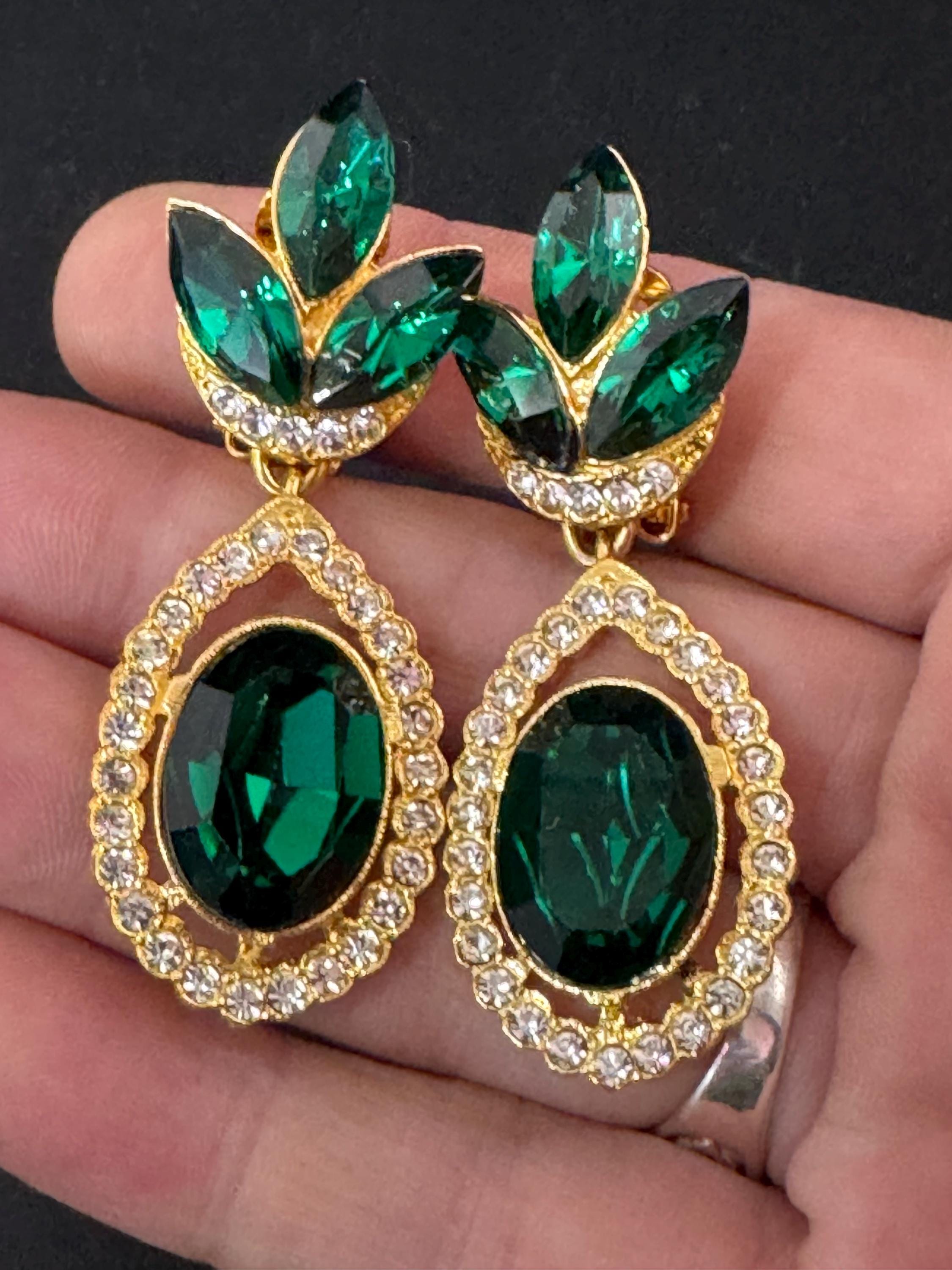 vintage oversized 5.5cm gold tone emerald green and Swarovski crystal dangly earrings