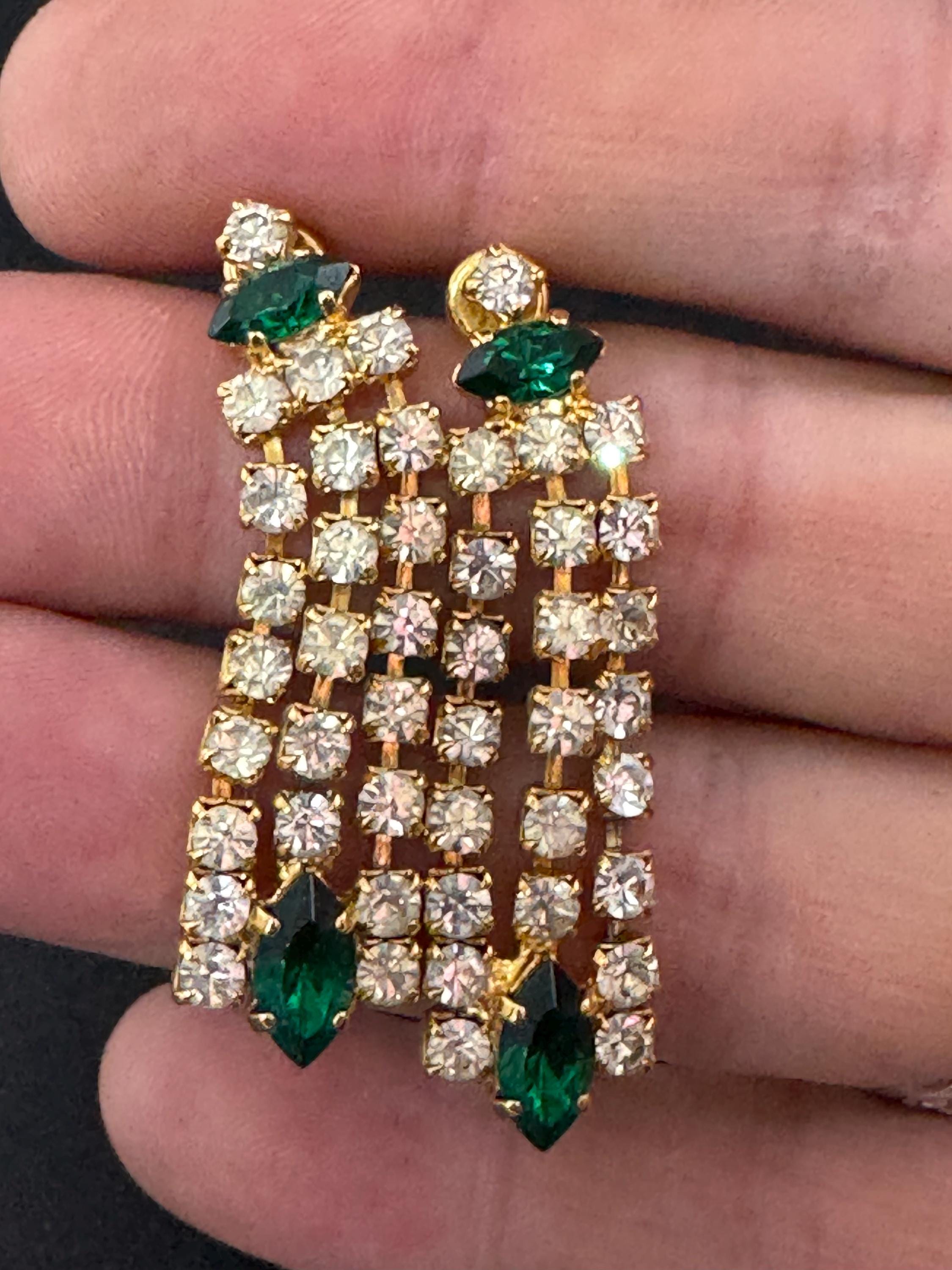 Vintage Emerald Green glass rhinestone crystal drop earrings for pierced ears, gold tone 4cm