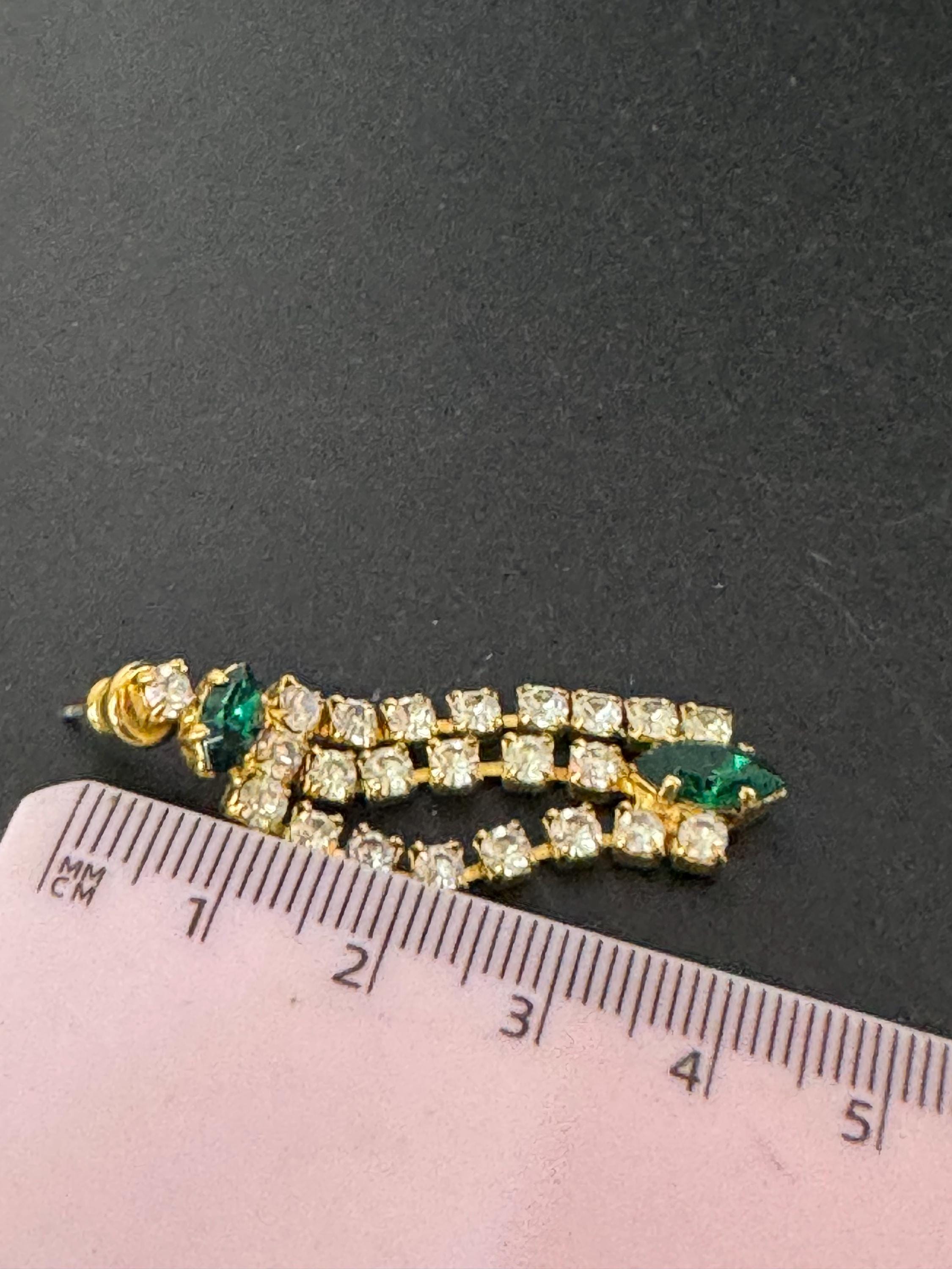 Vintage Emerald Green glass rhinestone crystal drop earrings for pierced ears, gold tone 4cm