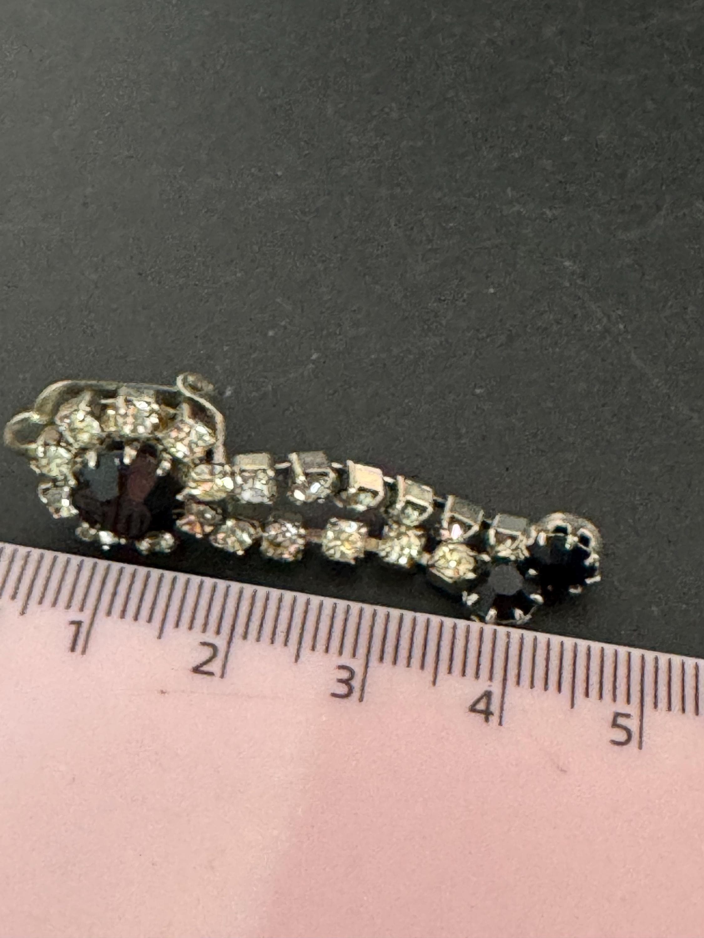 Vintage 5cm clear and black rhinestonr glass dangly clip on drop earrings