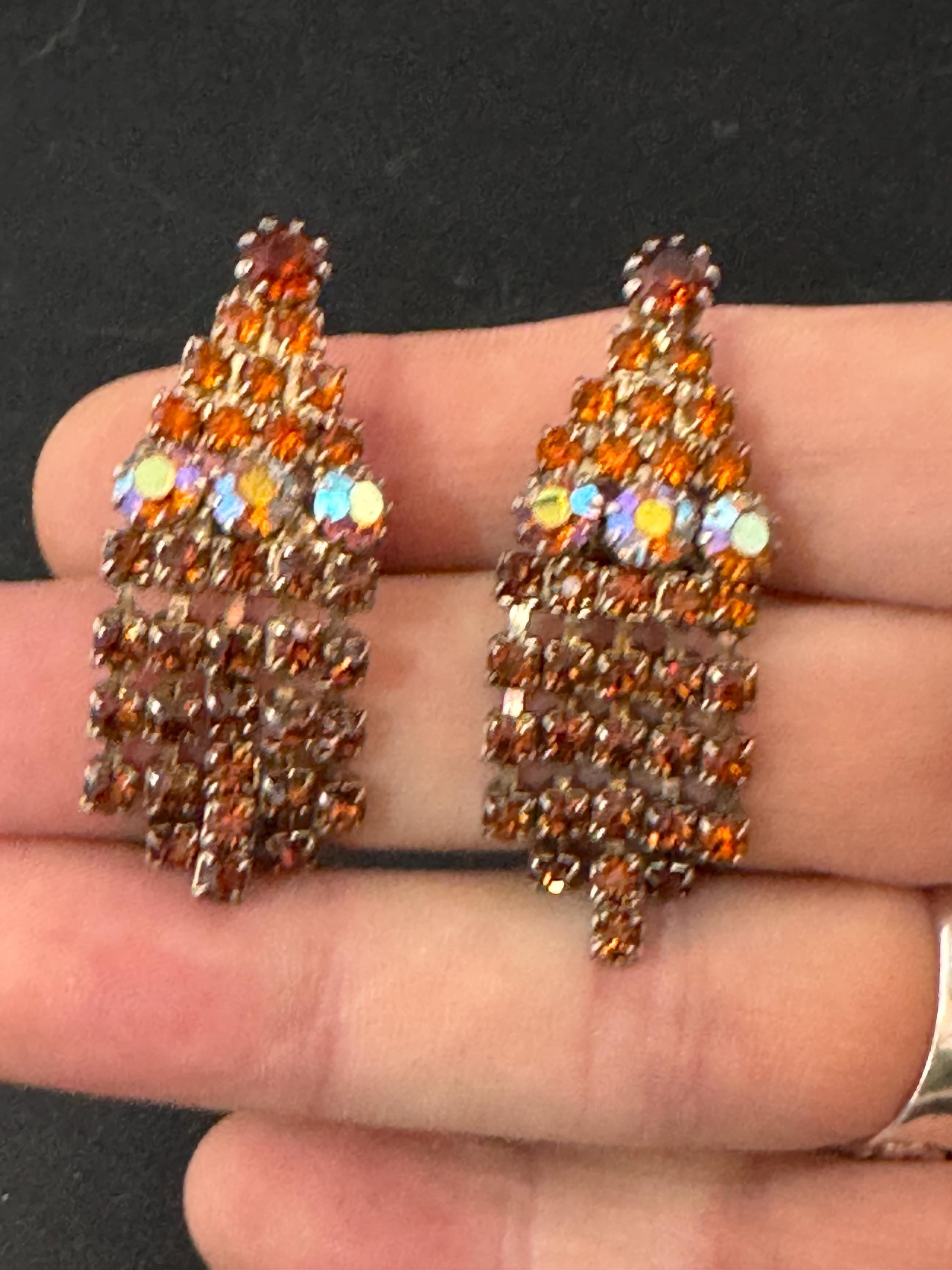 Vintage 1960s AB and brown cognac glass gold tone rhinestone clip On drop Earrings