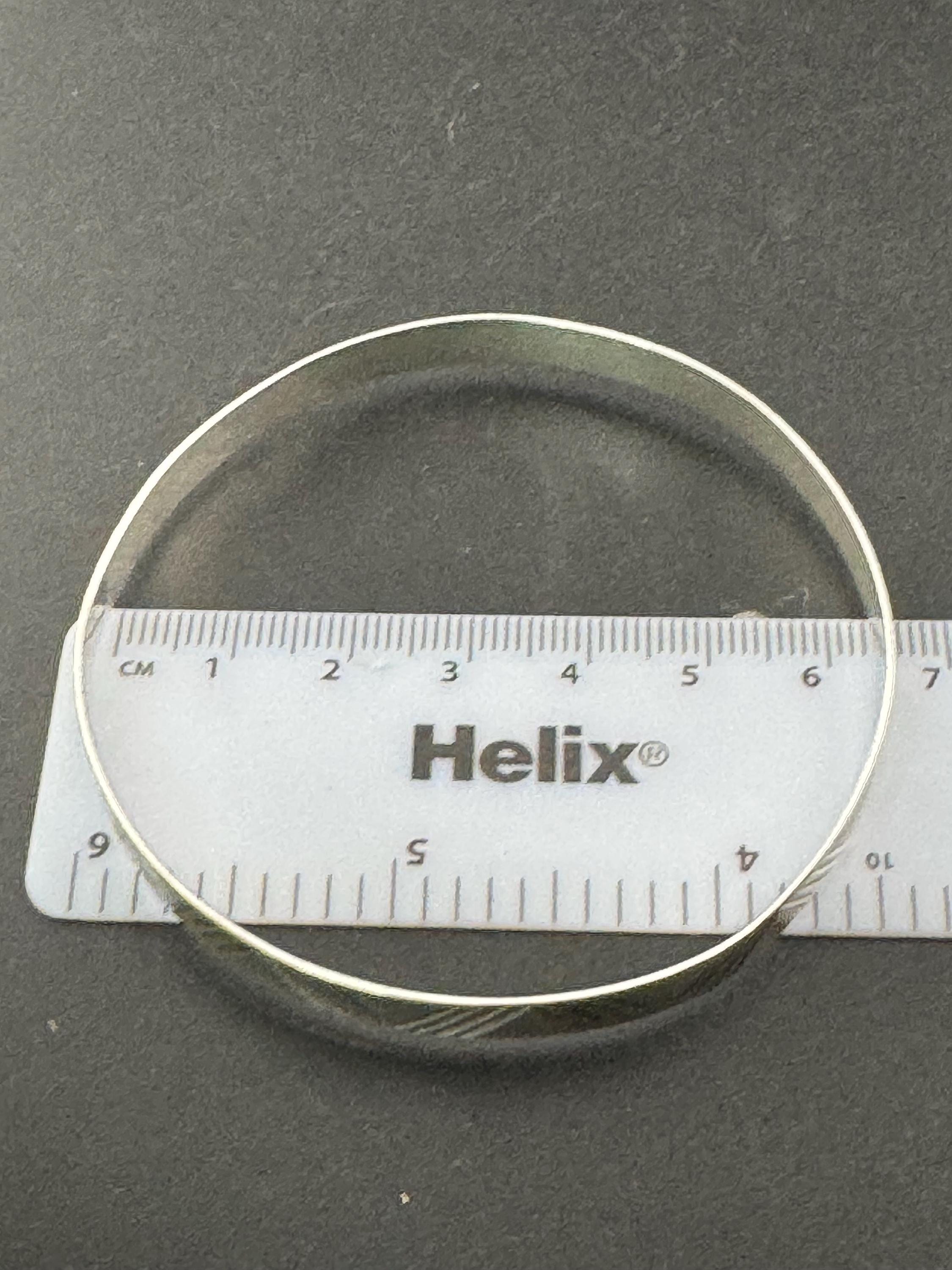 Vintage 1970s cross etched 925 sterling silver 6mm slim thin bangle 8.2 grams 6.5cm inner diameter
