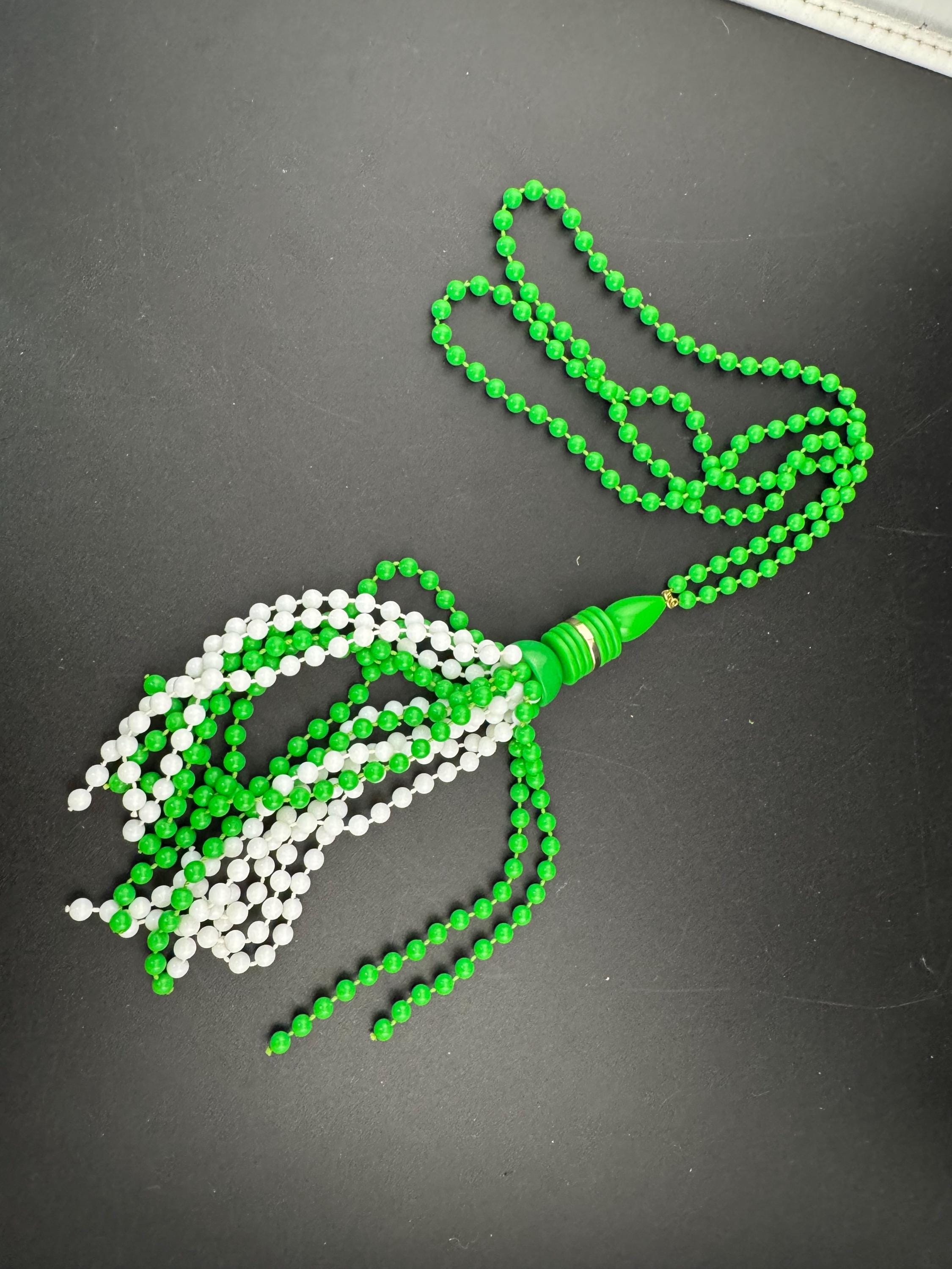 Vintage 1960s bright green and white plastic beaded long tassel necklace 76cm long