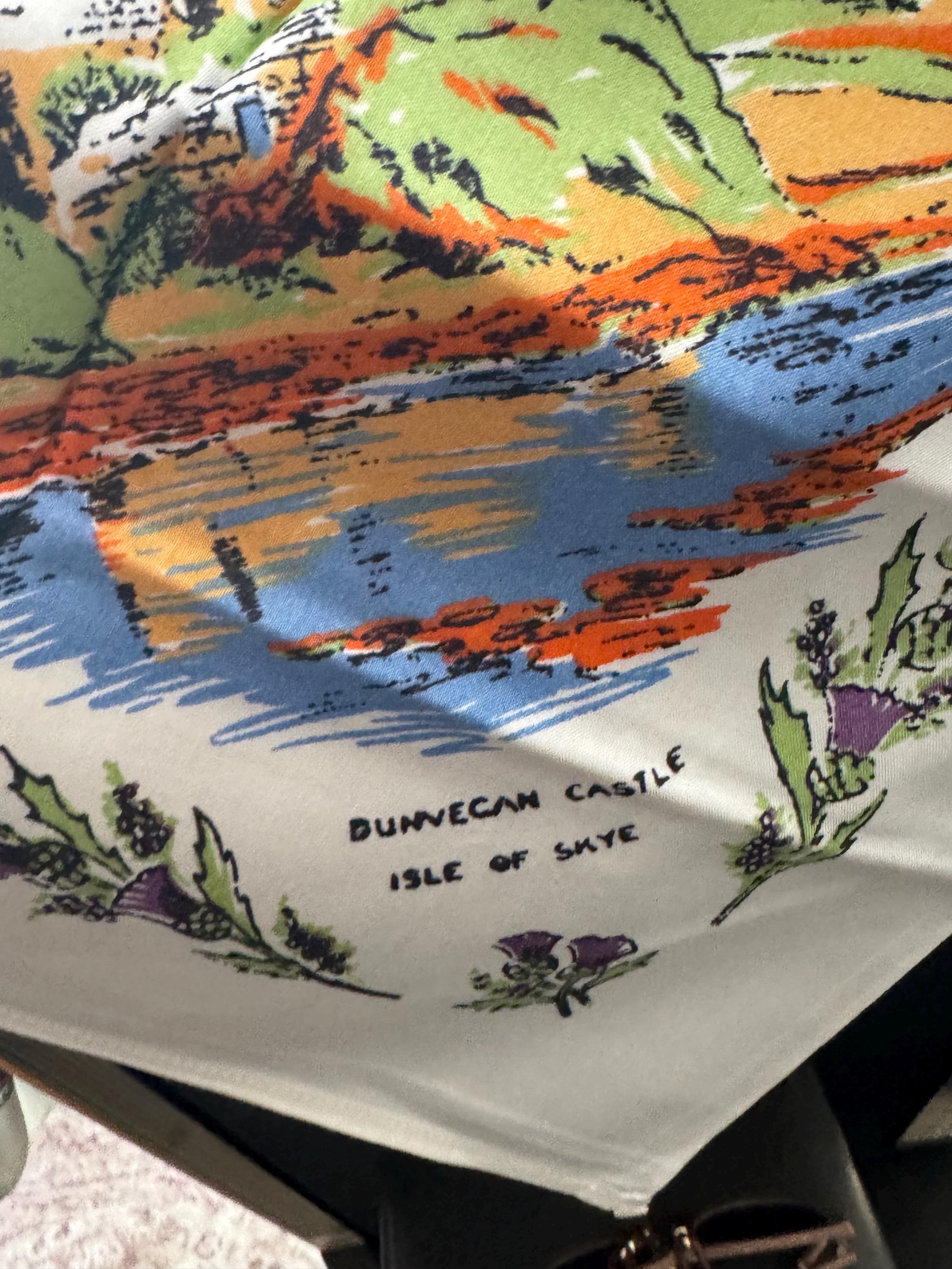 90cm Vintage printed souvenir tablecloth SCOTLAND landmarks Scottish cities
