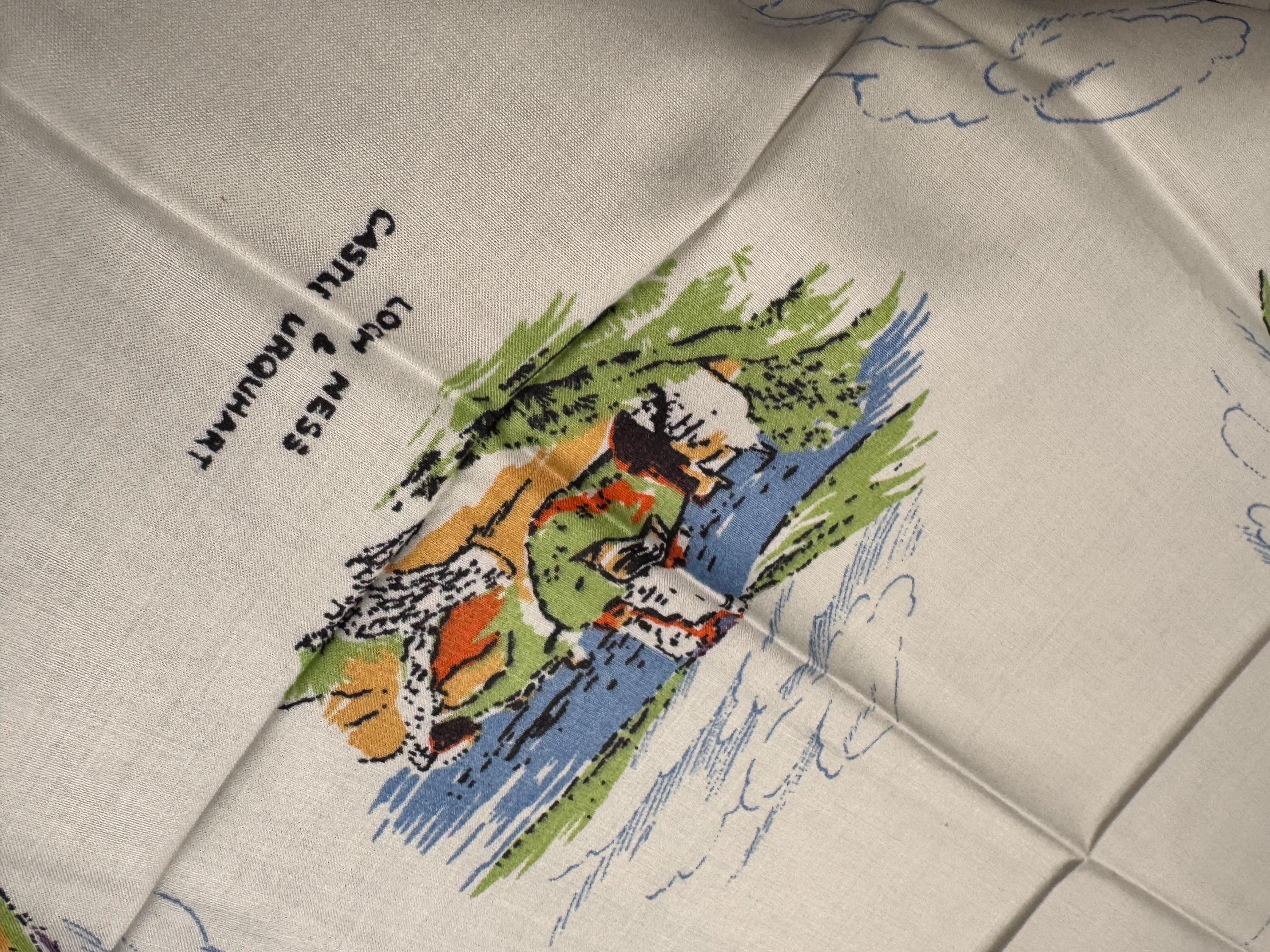 90cm Vintage printed souvenir tablecloth SCOTLAND landmarks Scottish cities