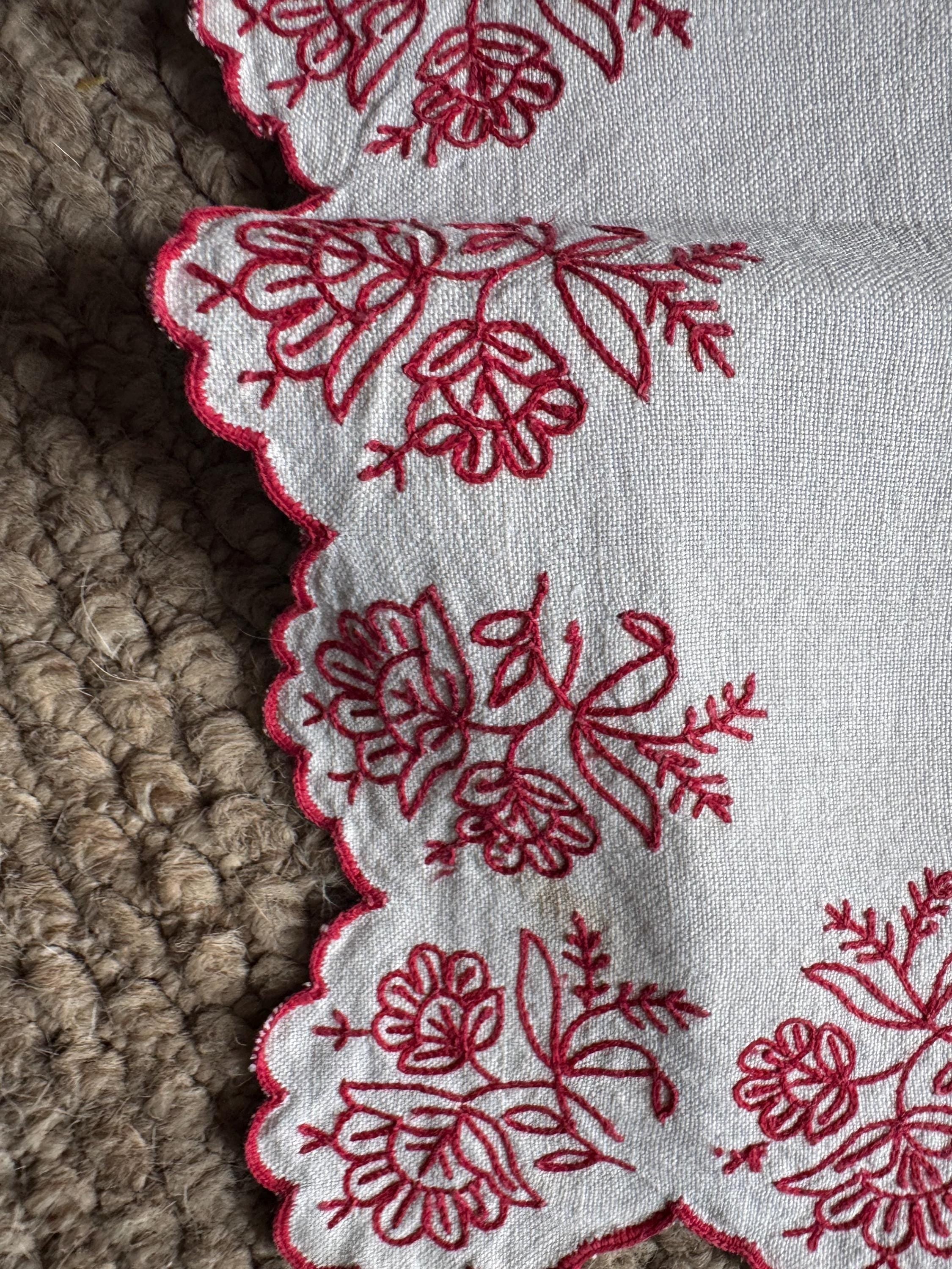 90 x 60cm Vintage Red embroidery off white beige heavy cotton linen tablecloth