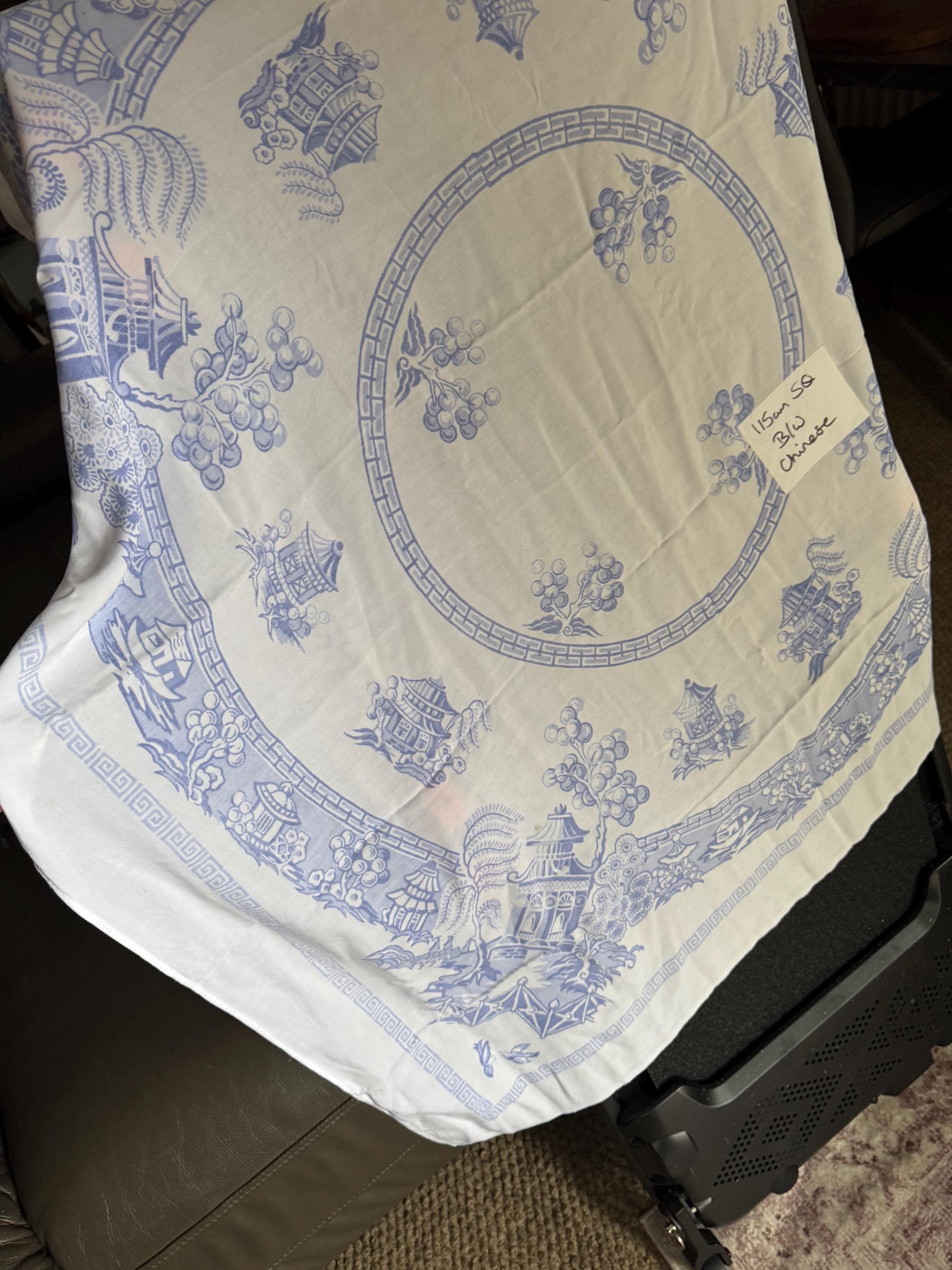Large 115cm square vintage cotton tablecloth, white with a blue Chinese pagoda willow pattern