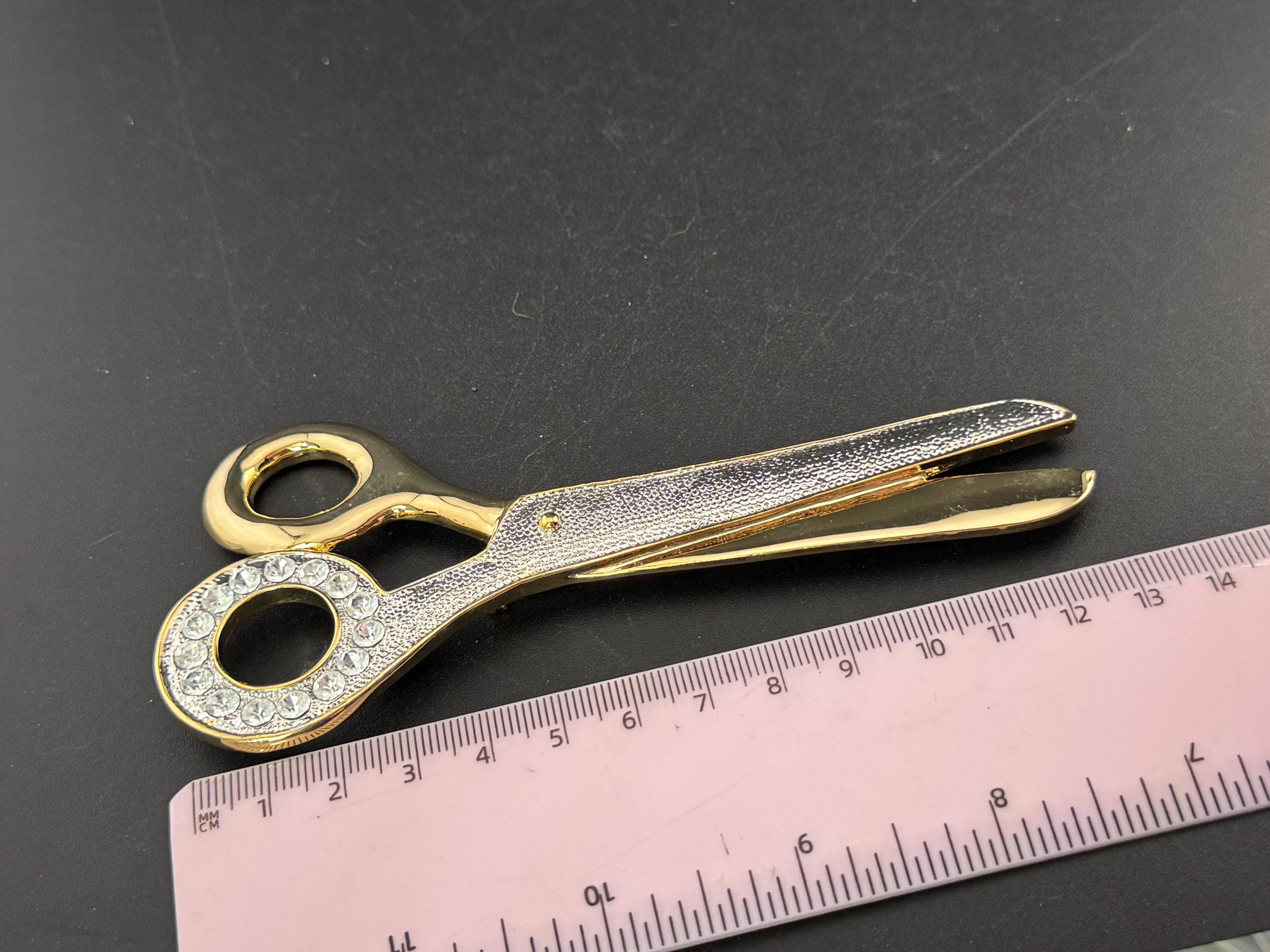 huge oversized novelty pair of scissors brooch with clear diamanté crystals