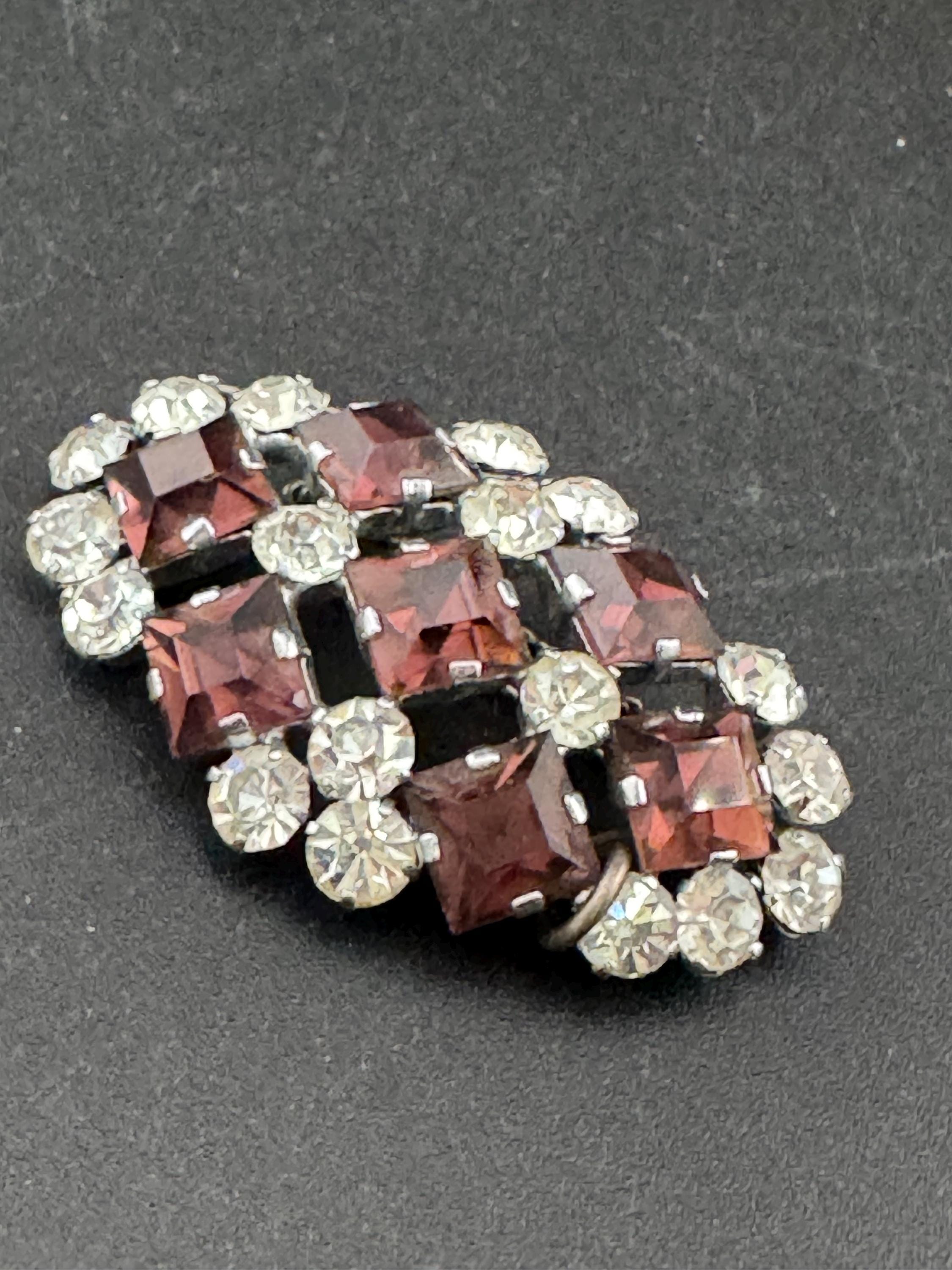 Vintage amethyst purple and clear diamanté rhinestone glass Brooch