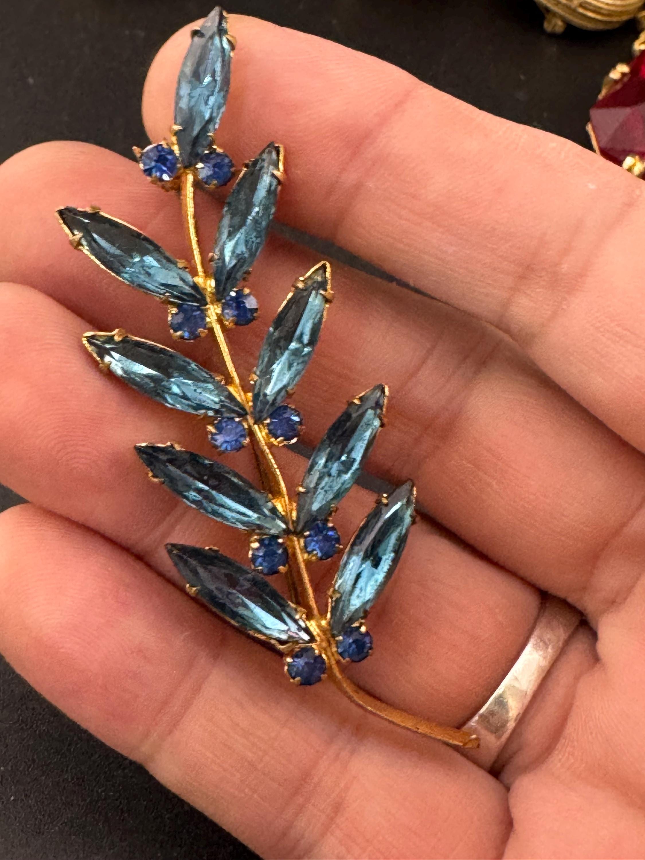 Vintage sapphire blue Faceted navette glass Diamanté floral Brooch