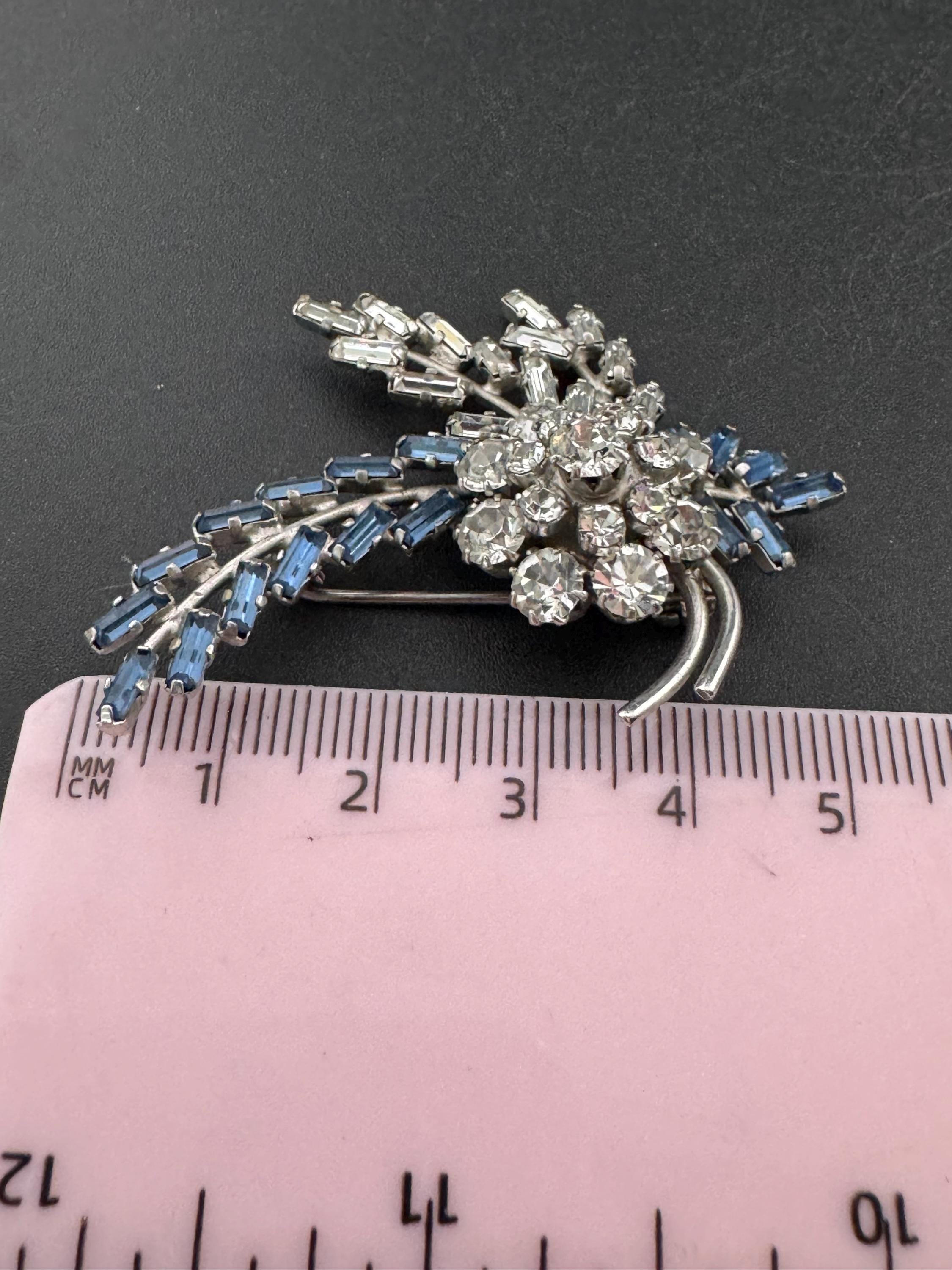 Vintage sapphire blue and clear rhinestone glass Diamanté floral Brooch