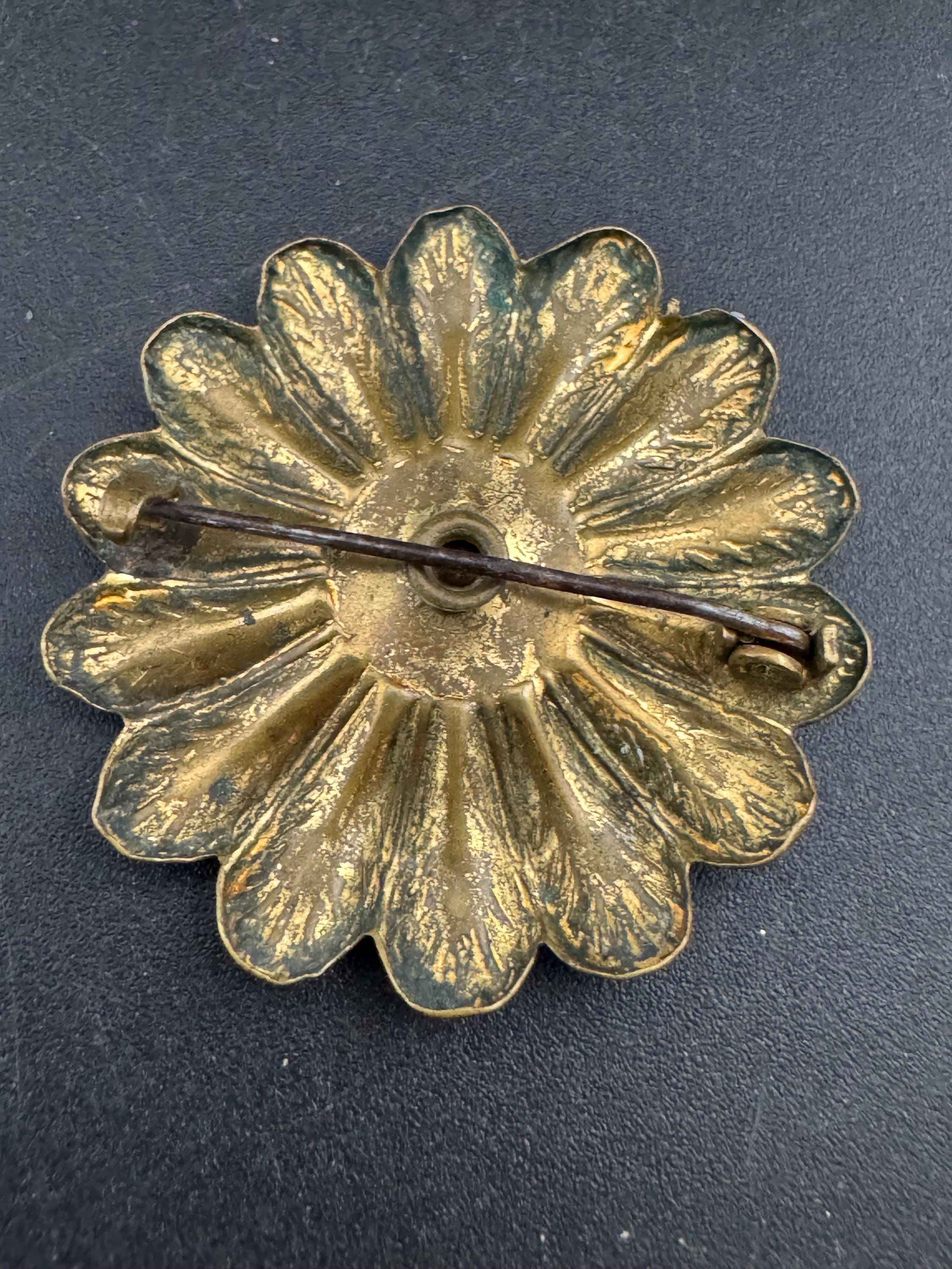 Vintage Czech brass filigree floral clear Rhinestone diamanté Brooch