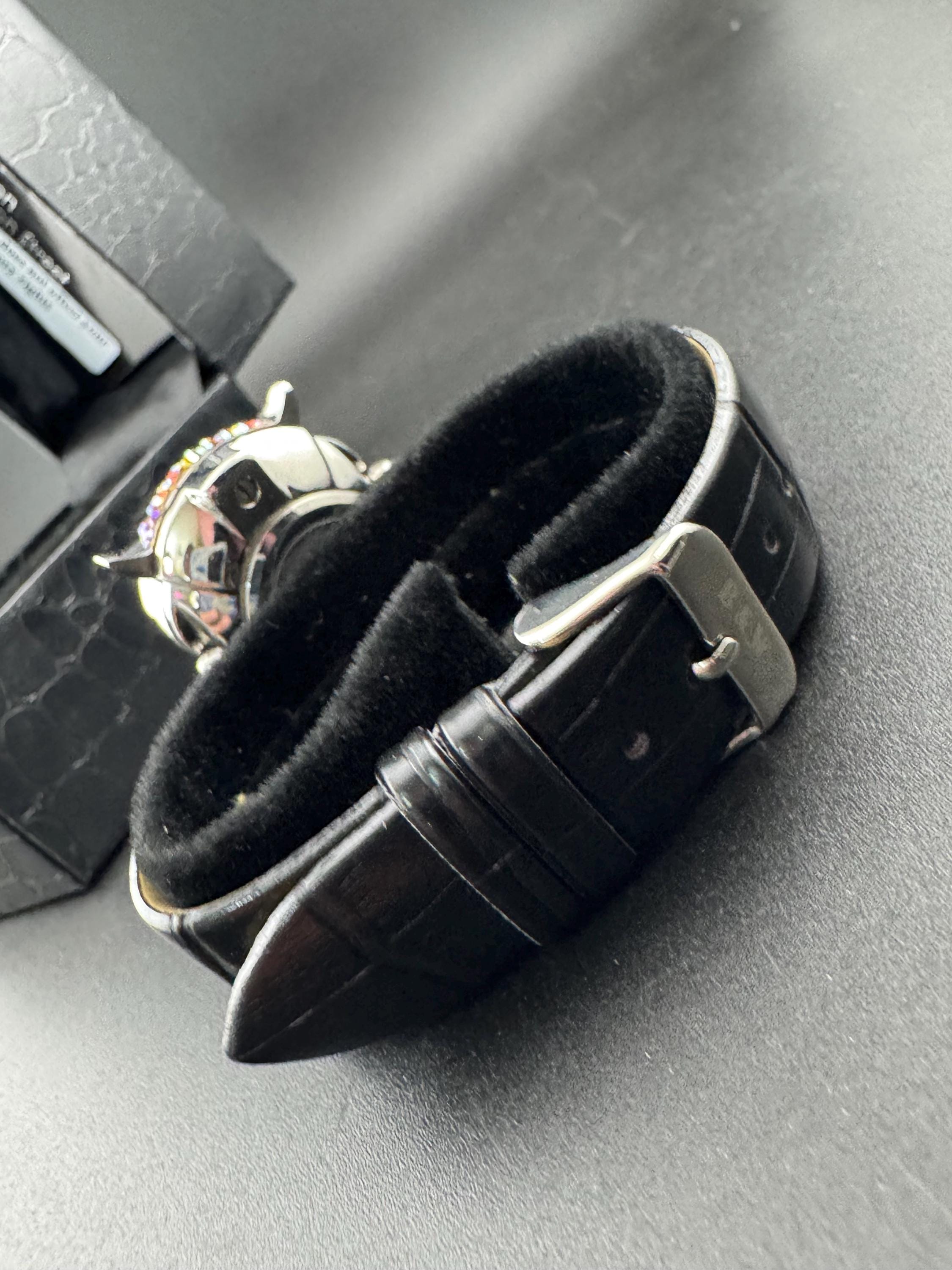 retro butler and Wilson rhinestone owl watch no battery , original box