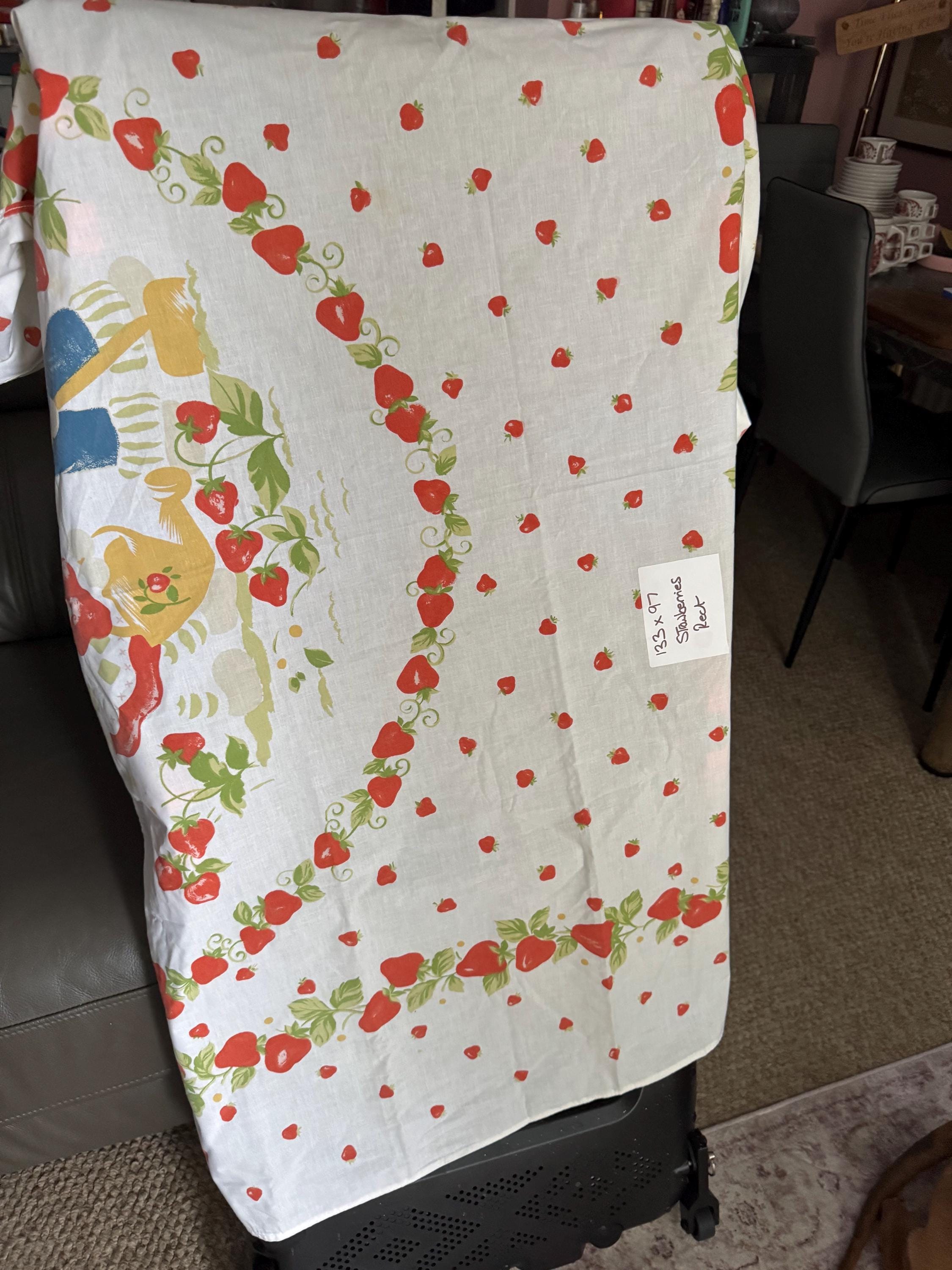 133cm x 96cm half size tablecloth with summer strawberry design … ideal for a smallholder selling fruit or preserves. Perfect size !