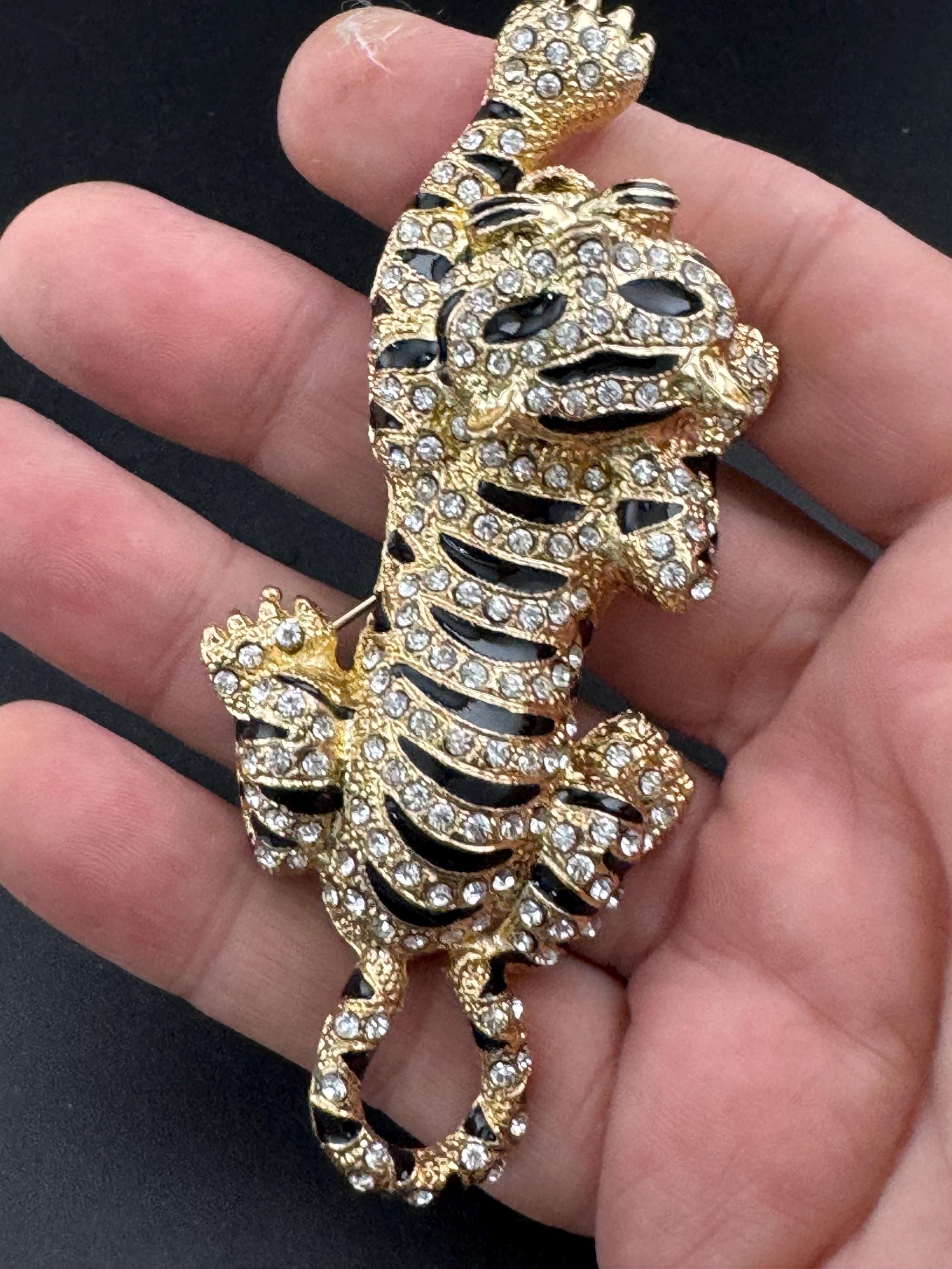 Retro 9cm Rhinestone Tiger Brooch: Black Enamel Big Cat, Gold Tone