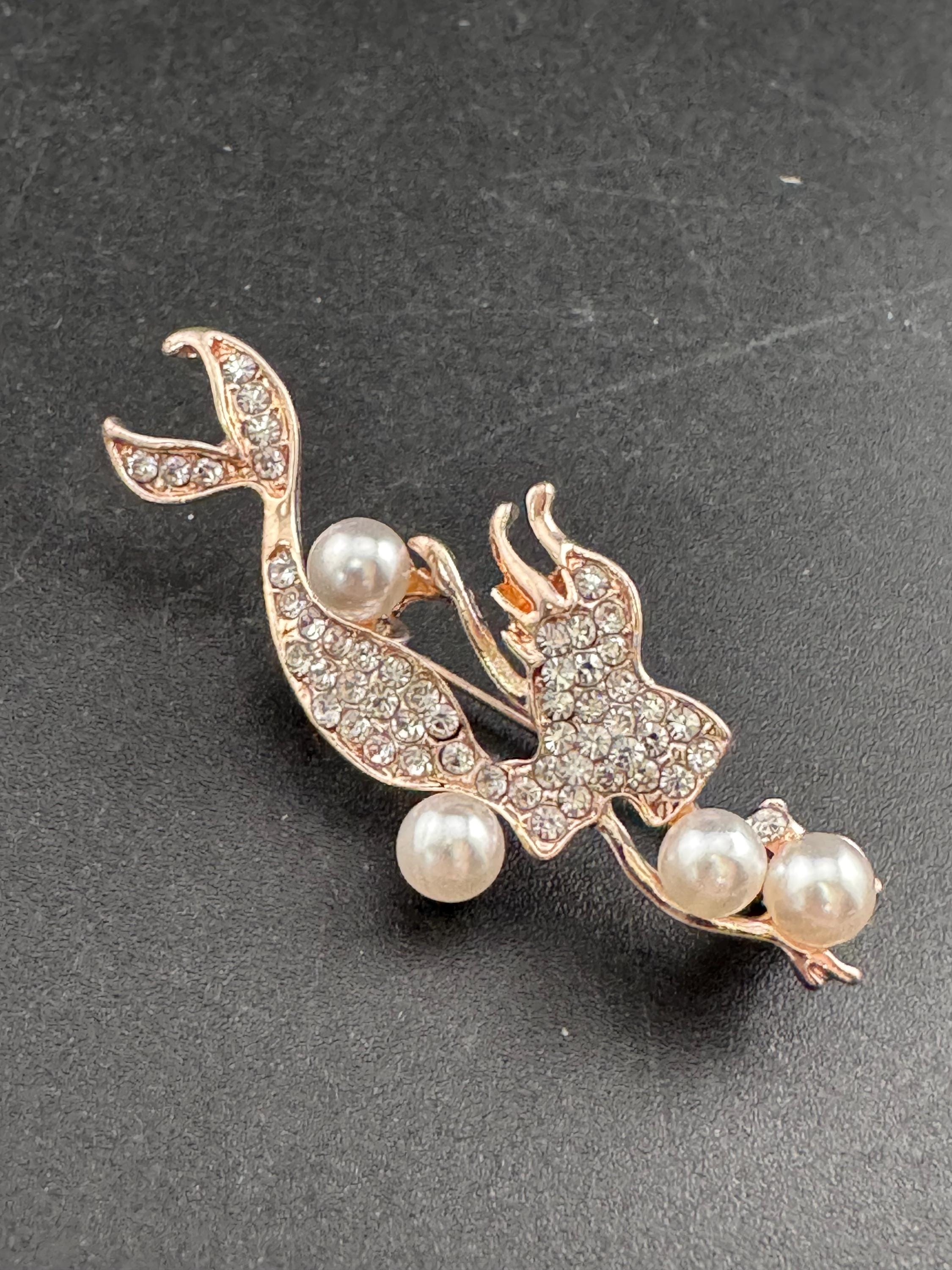 Retro small rose gold tone crystal and pearl diving mermaid brooch pin