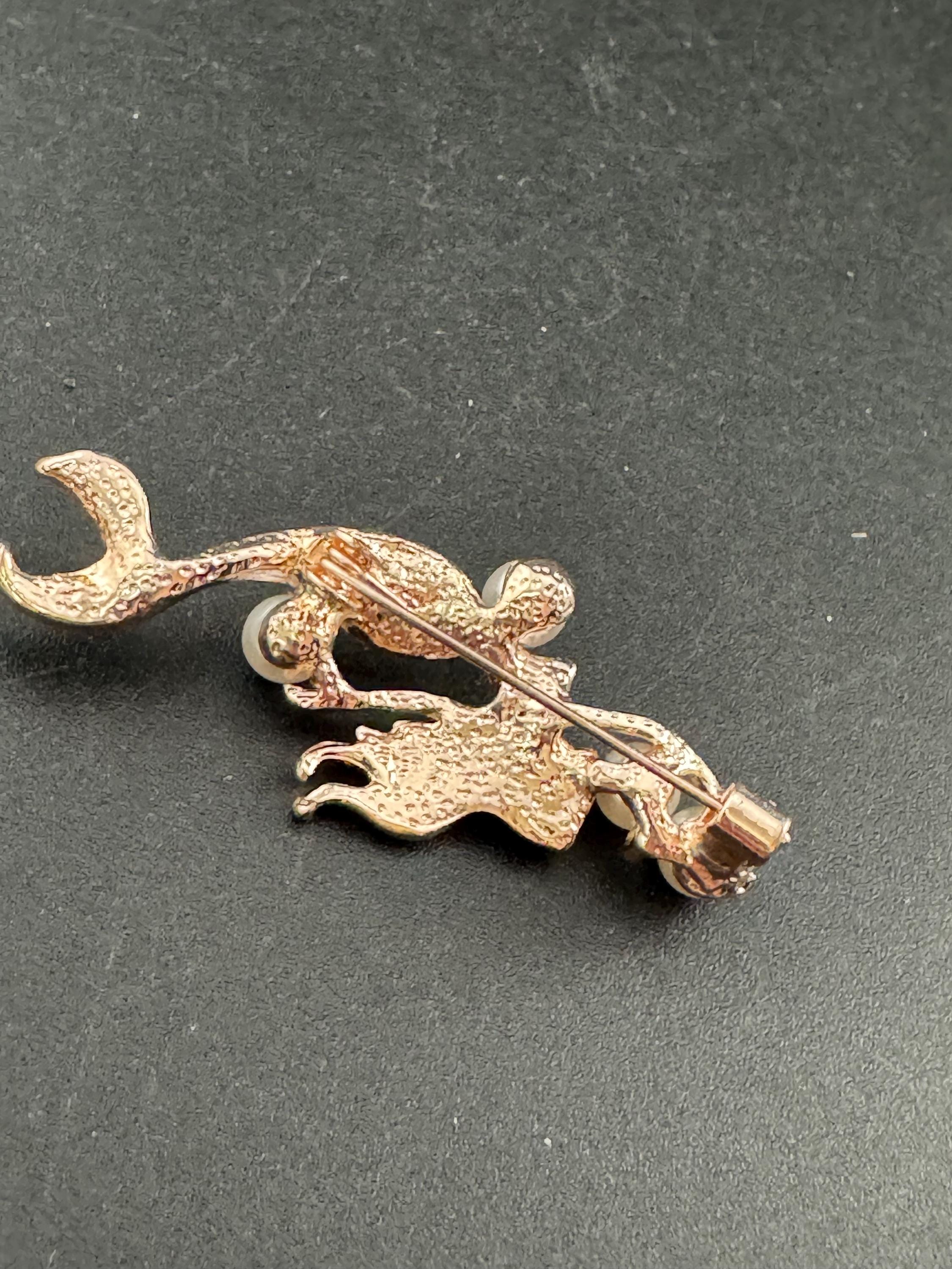Retro small rose gold tone crystal and pearl diving mermaid brooch pin