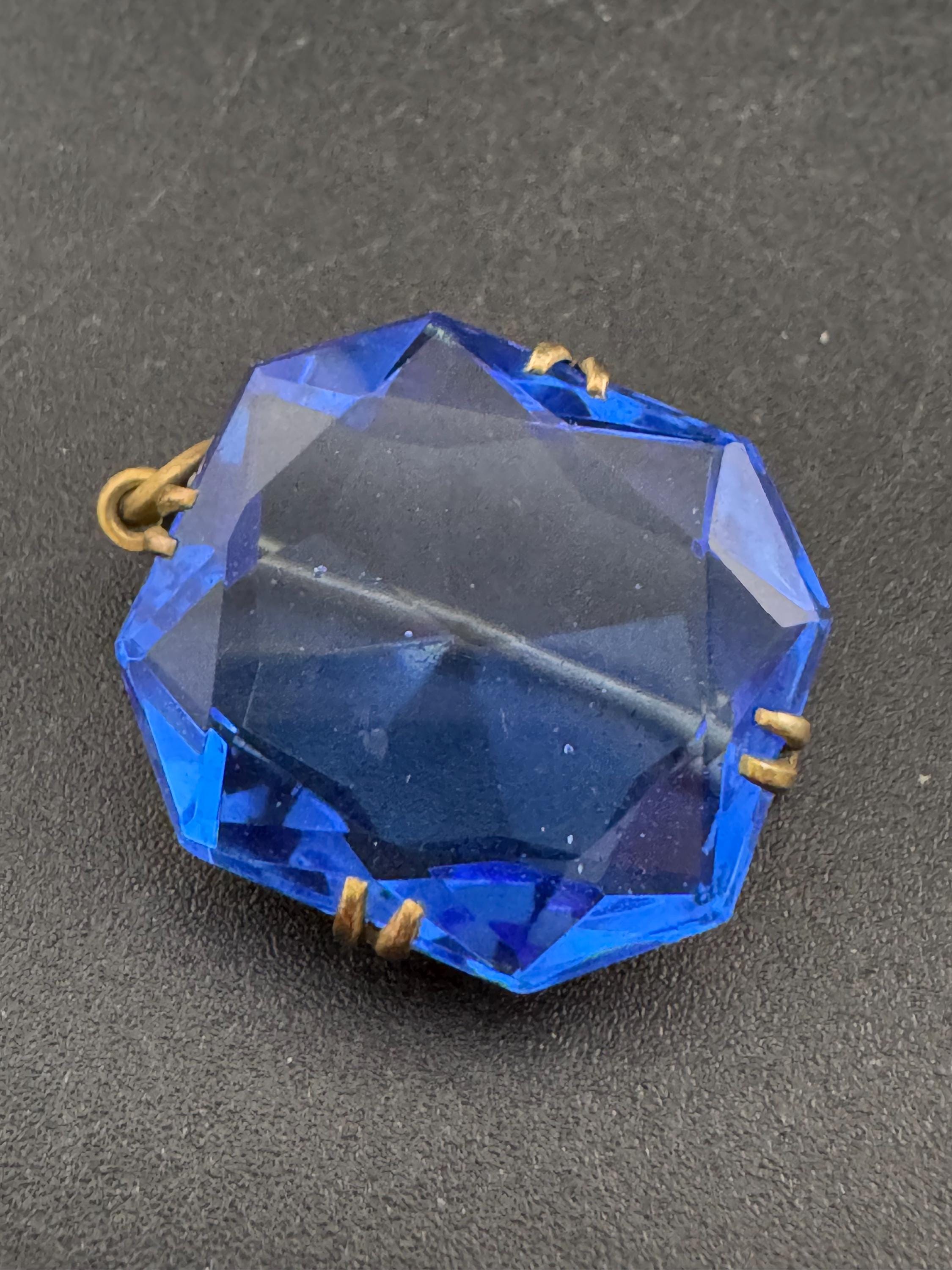 Antique Edwardian sapphire blue oval faceted glass pendant brooch, c clasp