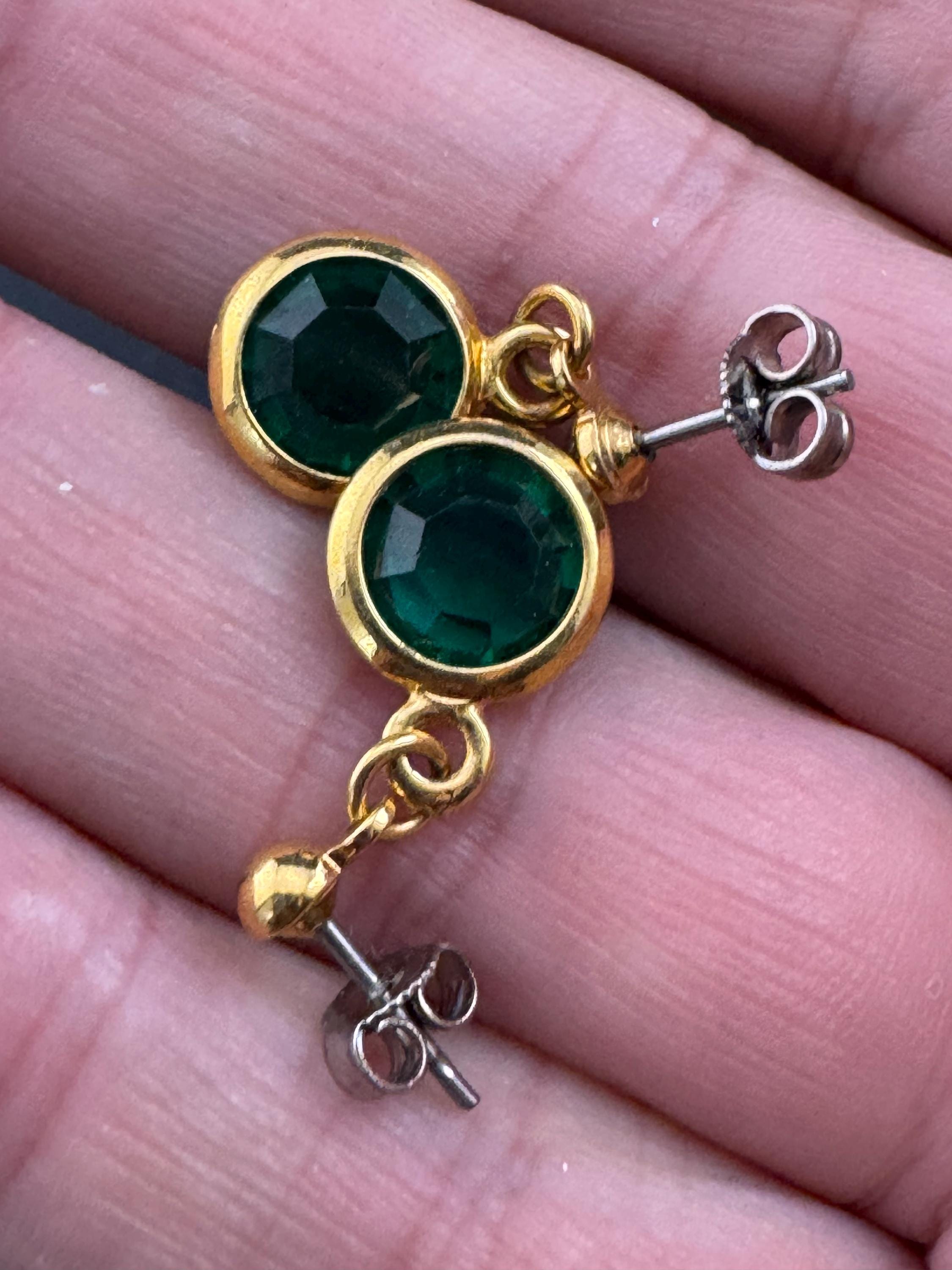Vintage emerald green Glass Diamanté bezel rivière Earrings