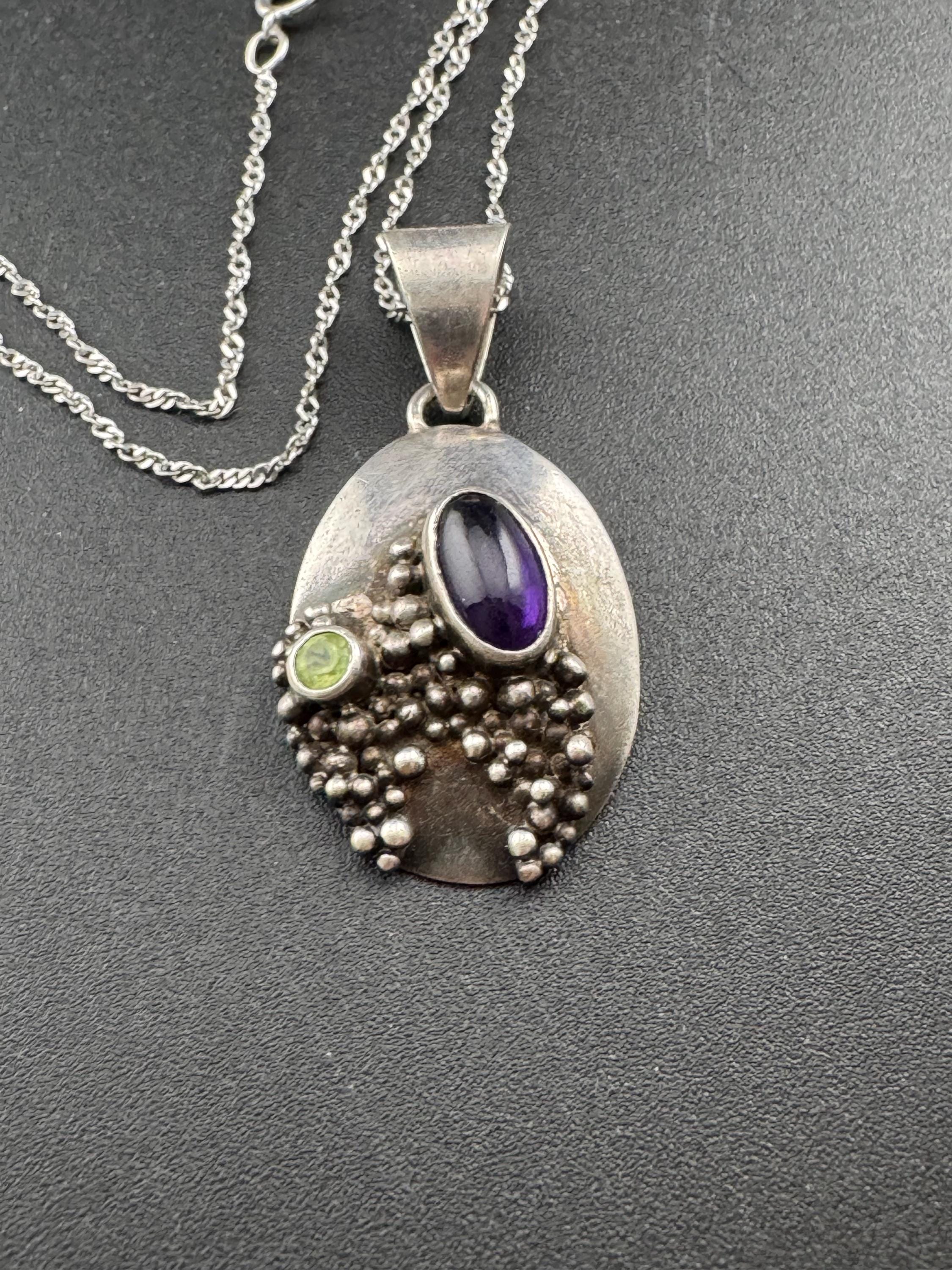 Vintage brutalist style sterling silver 925 peridot and amethyst gemstone ball bead pendant necklace on a 45cm chain
