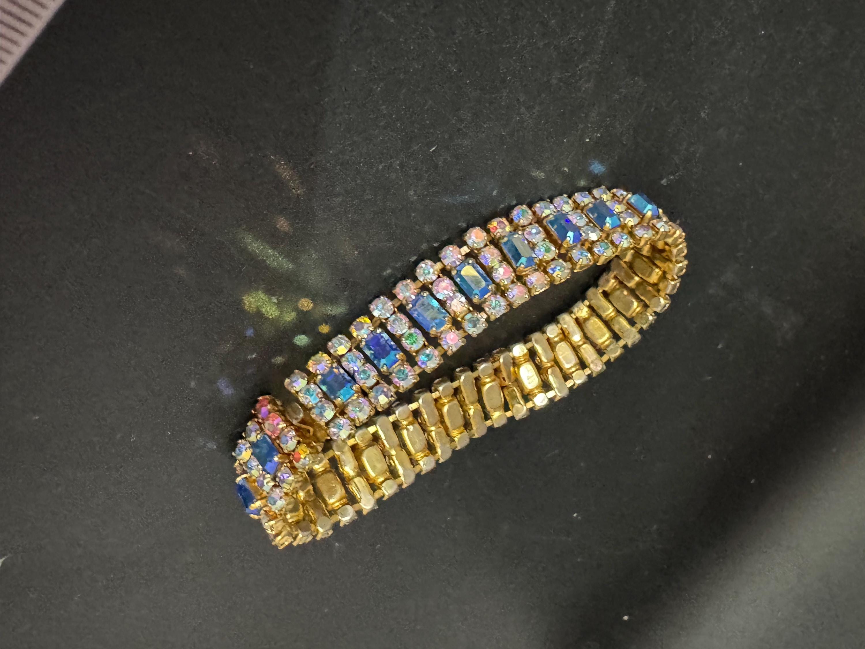 Vintage AB blue Diamanté gold tone sapphire rhinestone cocktail Bracelet