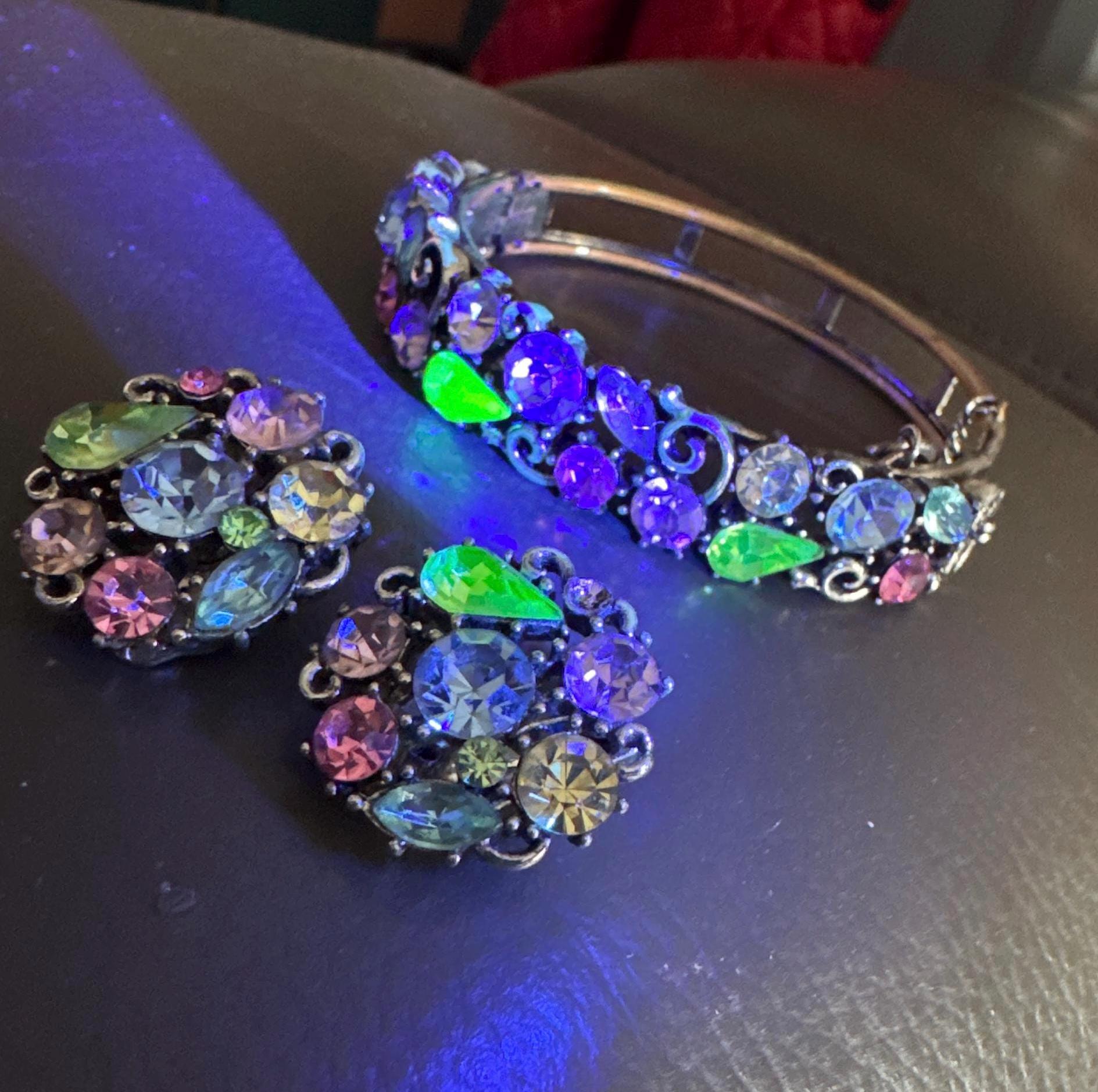 Uranium UV glass Signed LISNER pastel rhinestone matching hinged bangle and clip on earring jewellery set