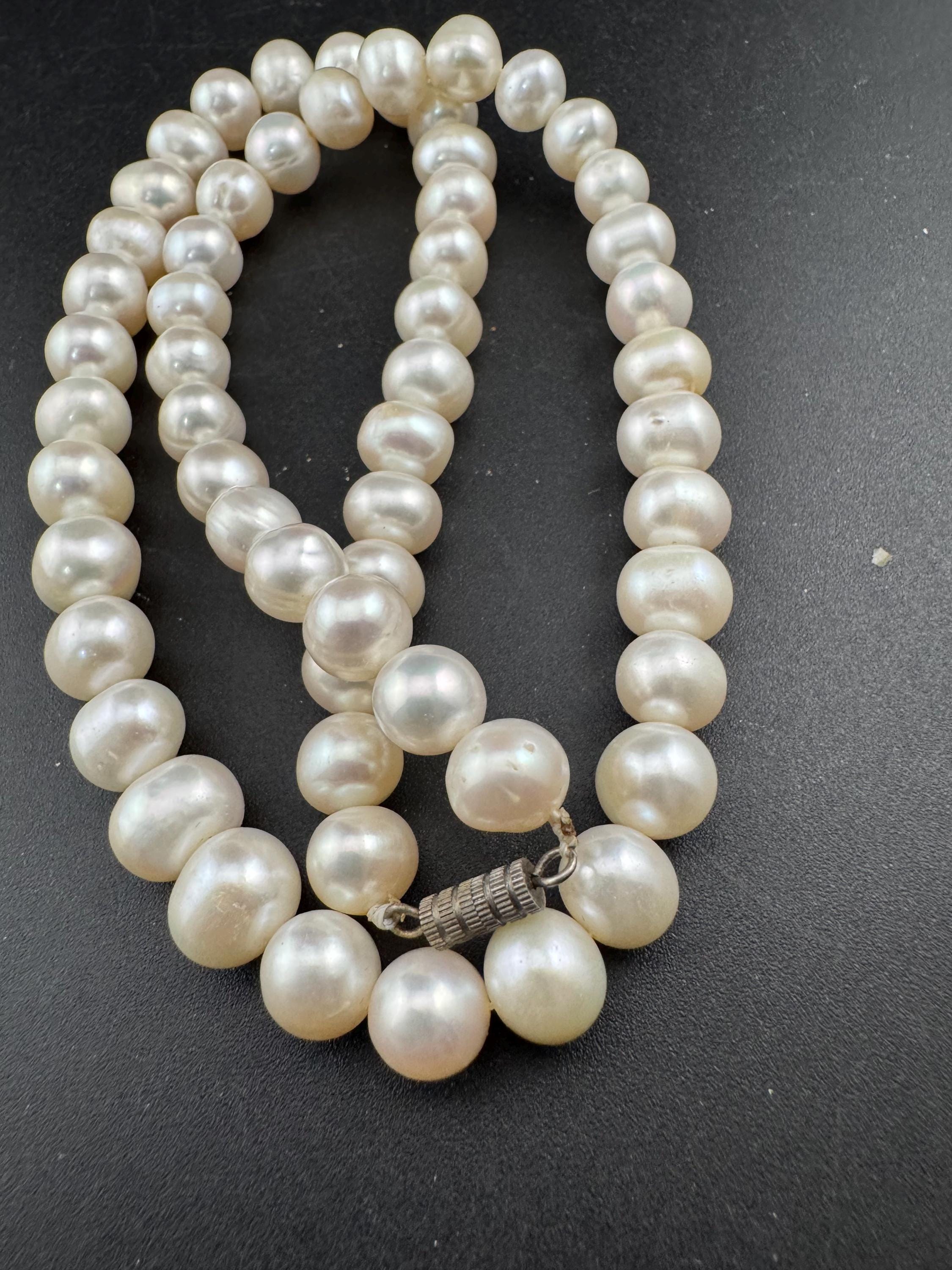 White Natural freshwater pearl beaded collar necklace 51cm