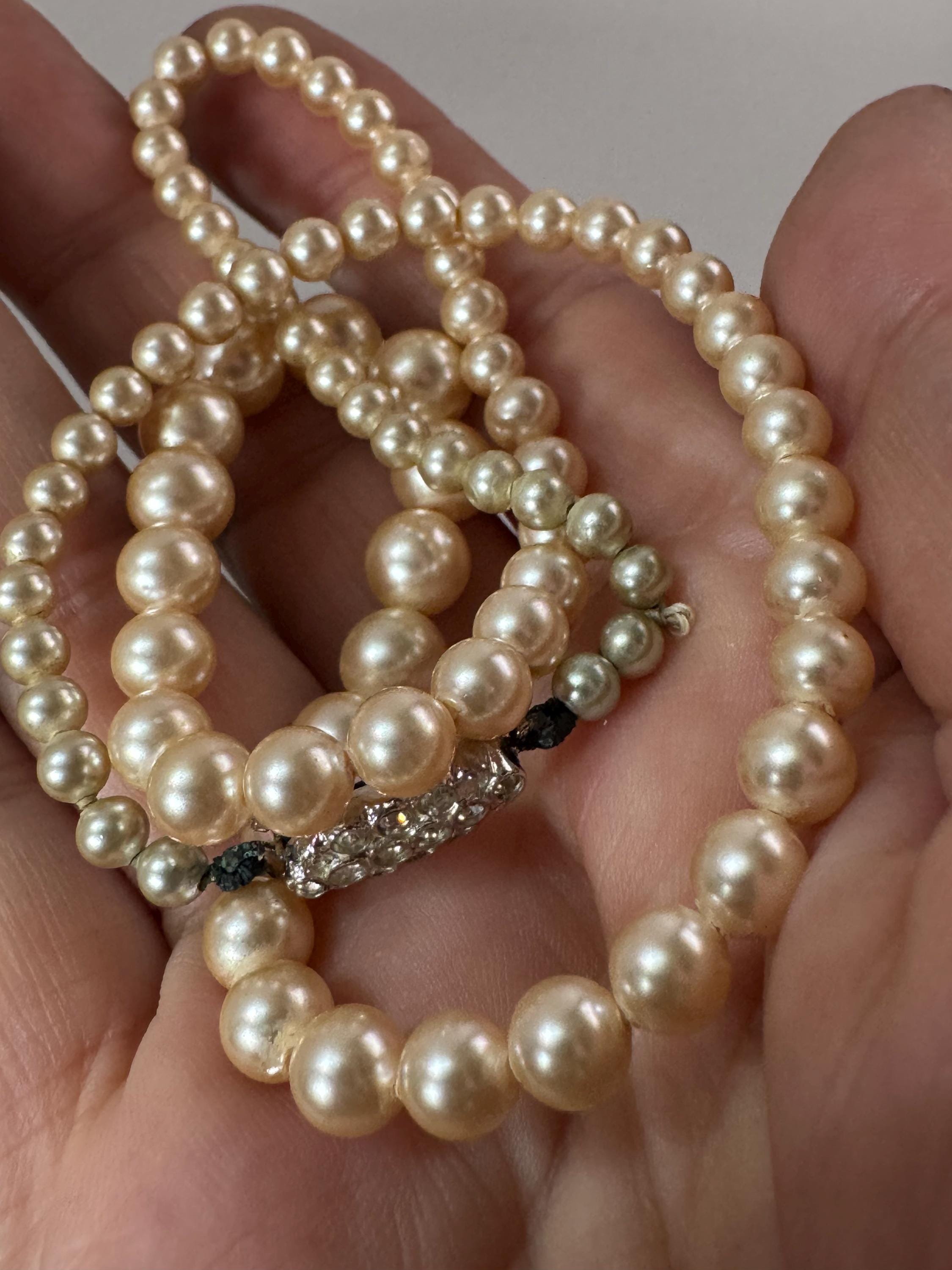 Lotus boxed vintage single strand cream glass knotted graduated pearl necklace silver plated clasp 46cm