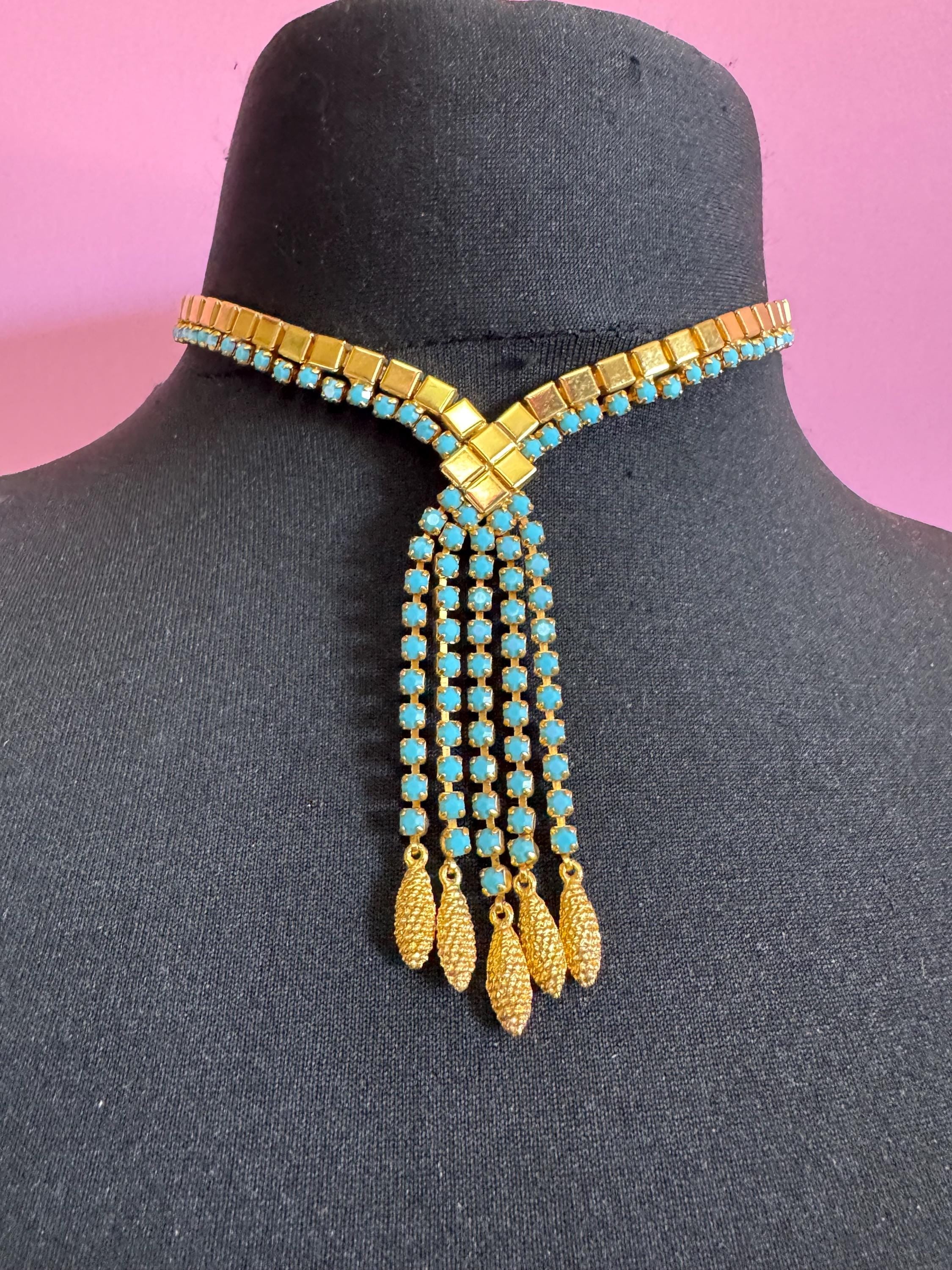 1970s gold tone penino mesh lariat drop necklace with turquoise glass paste