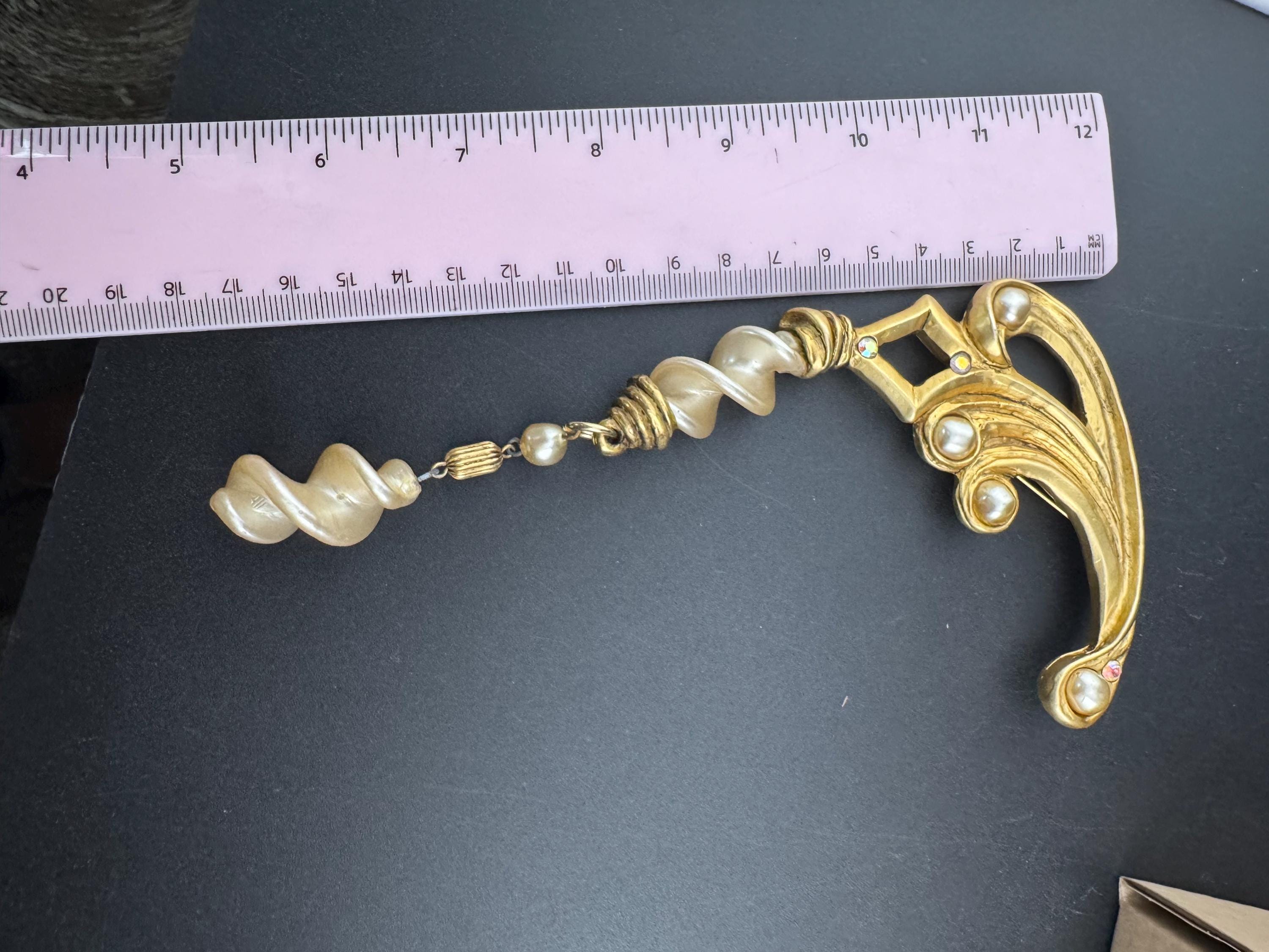1980s signed Clare Deve huge high end oversized faux pearl dangle drop brooch, Paris designer gold resin
