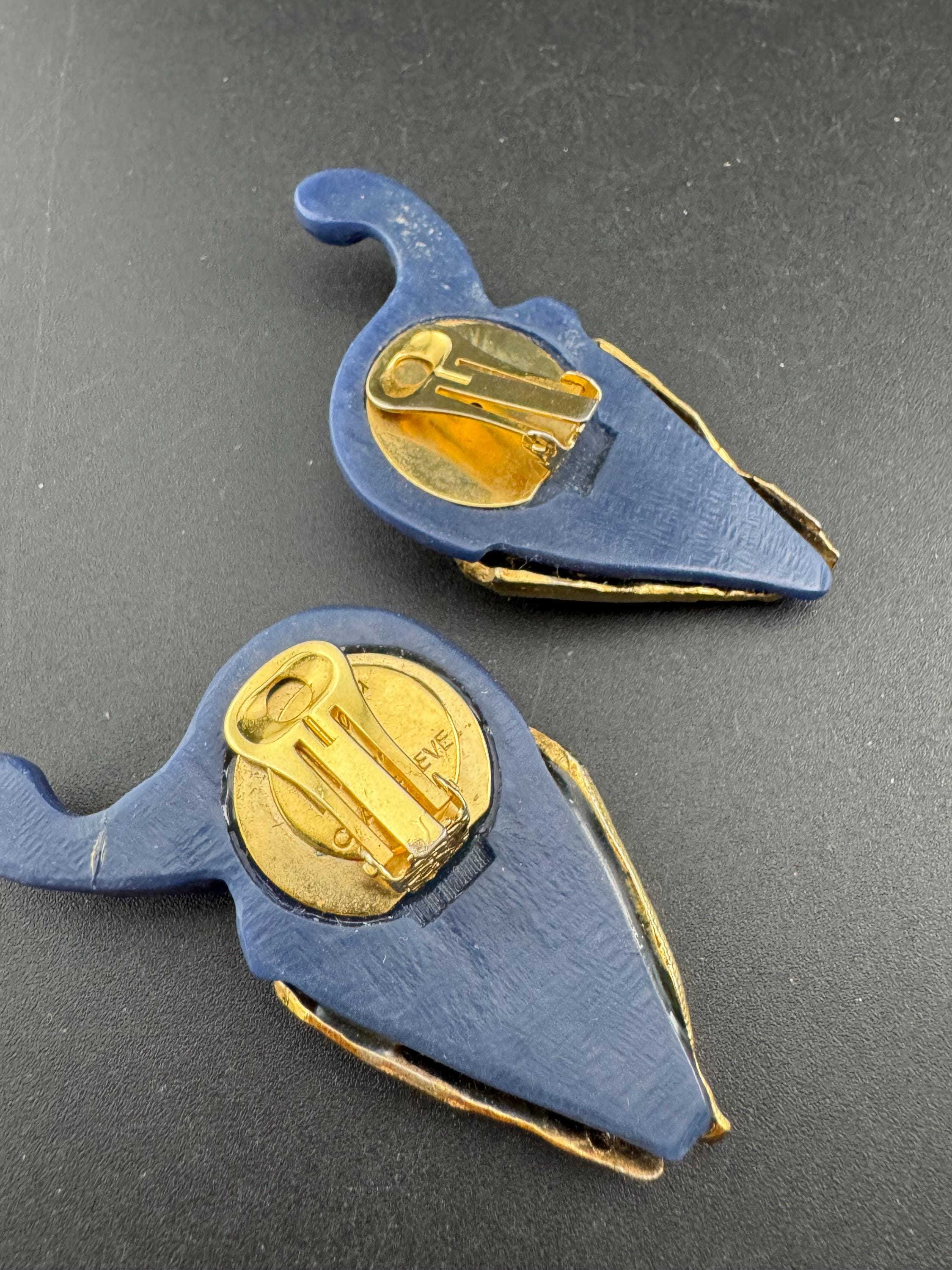1980s signed Clare Deve for Claude Montana high end oversized pair of blue gold resin clip on earrings , Paris designer