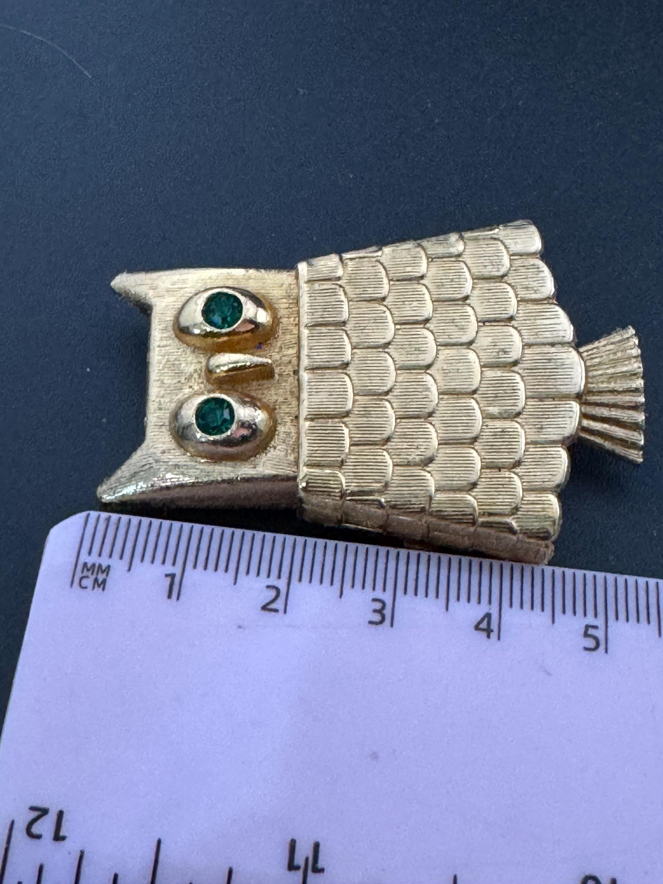 SIGNED AVON perfume compact Owl brooch large 6cm, gold tone
