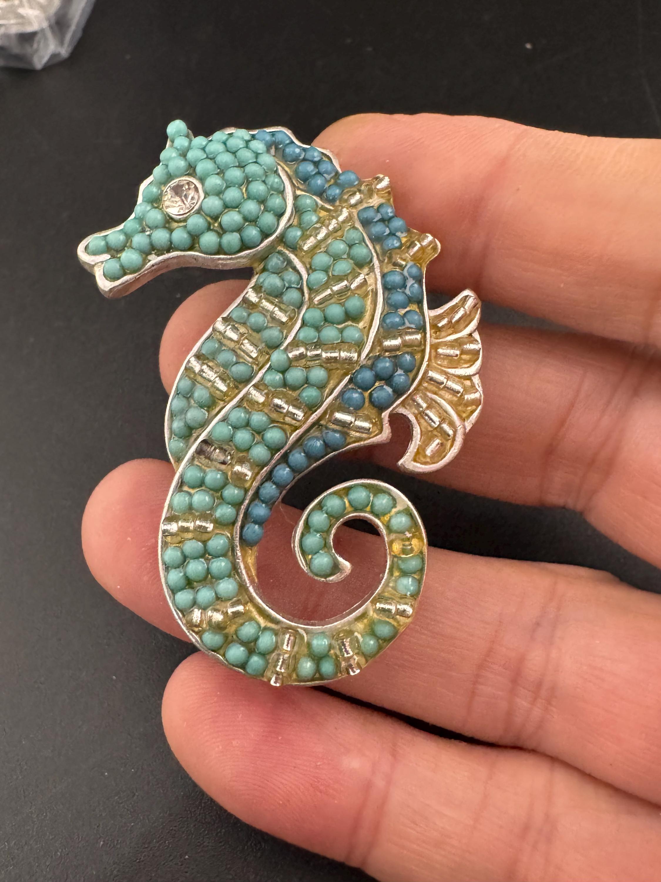 Signed Liz Claiborne seahorses brooch, large with turquoise beading
