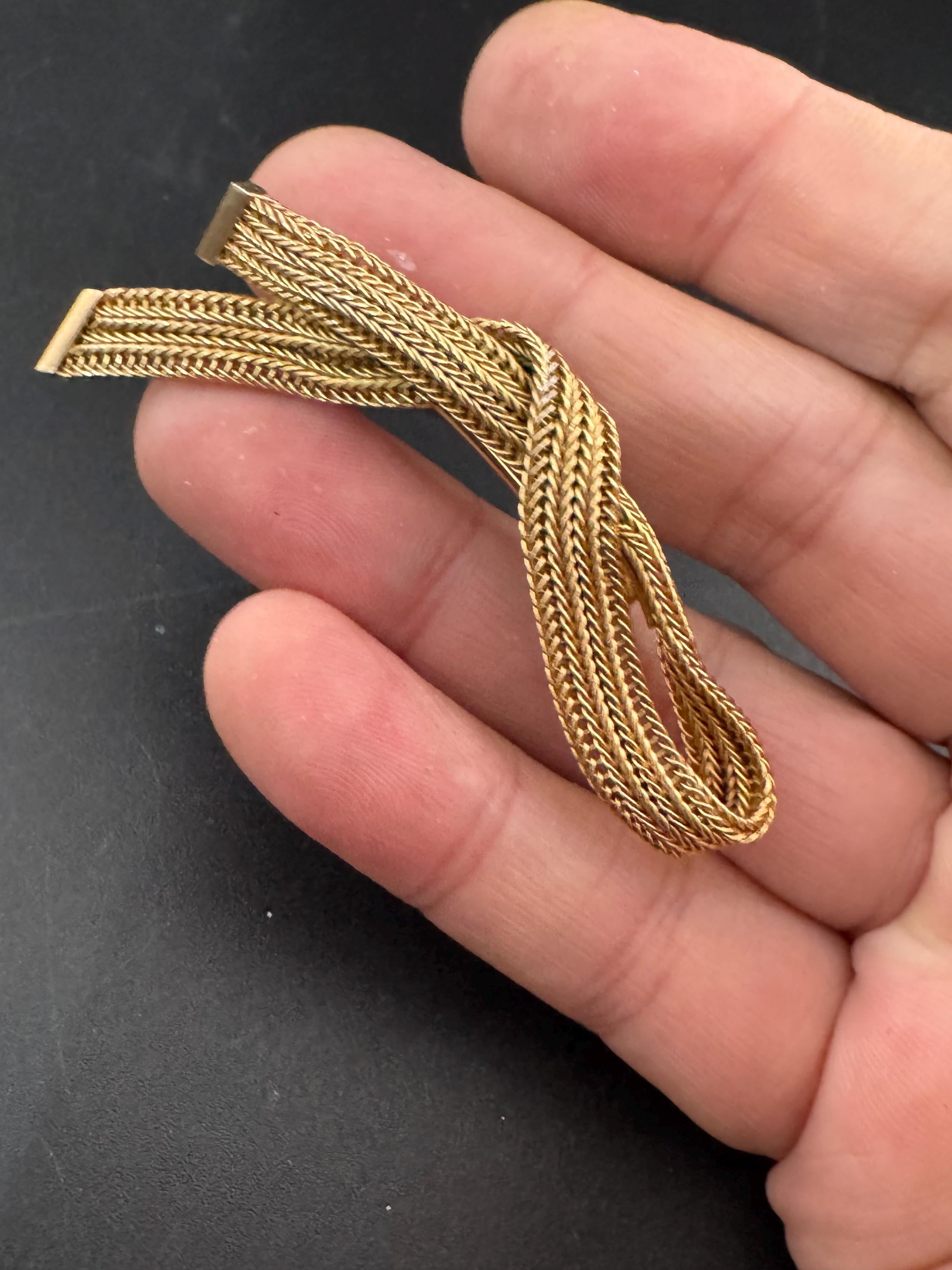 Signed 1957 grosse classic mesh knot brooch, designer gold plated