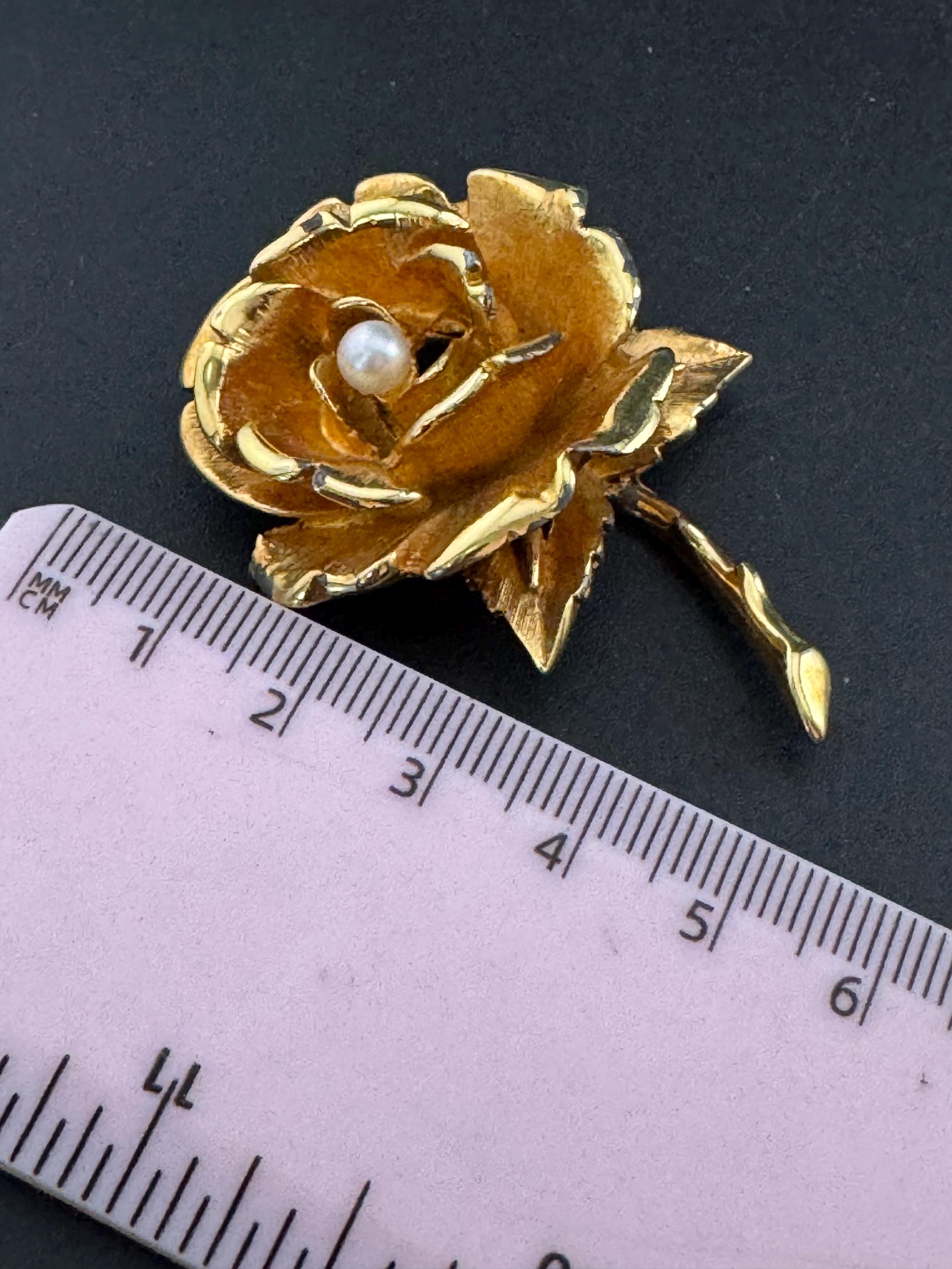 Signed BOUCHER floral rose pearl brooch 5cm, gold plated , vintage