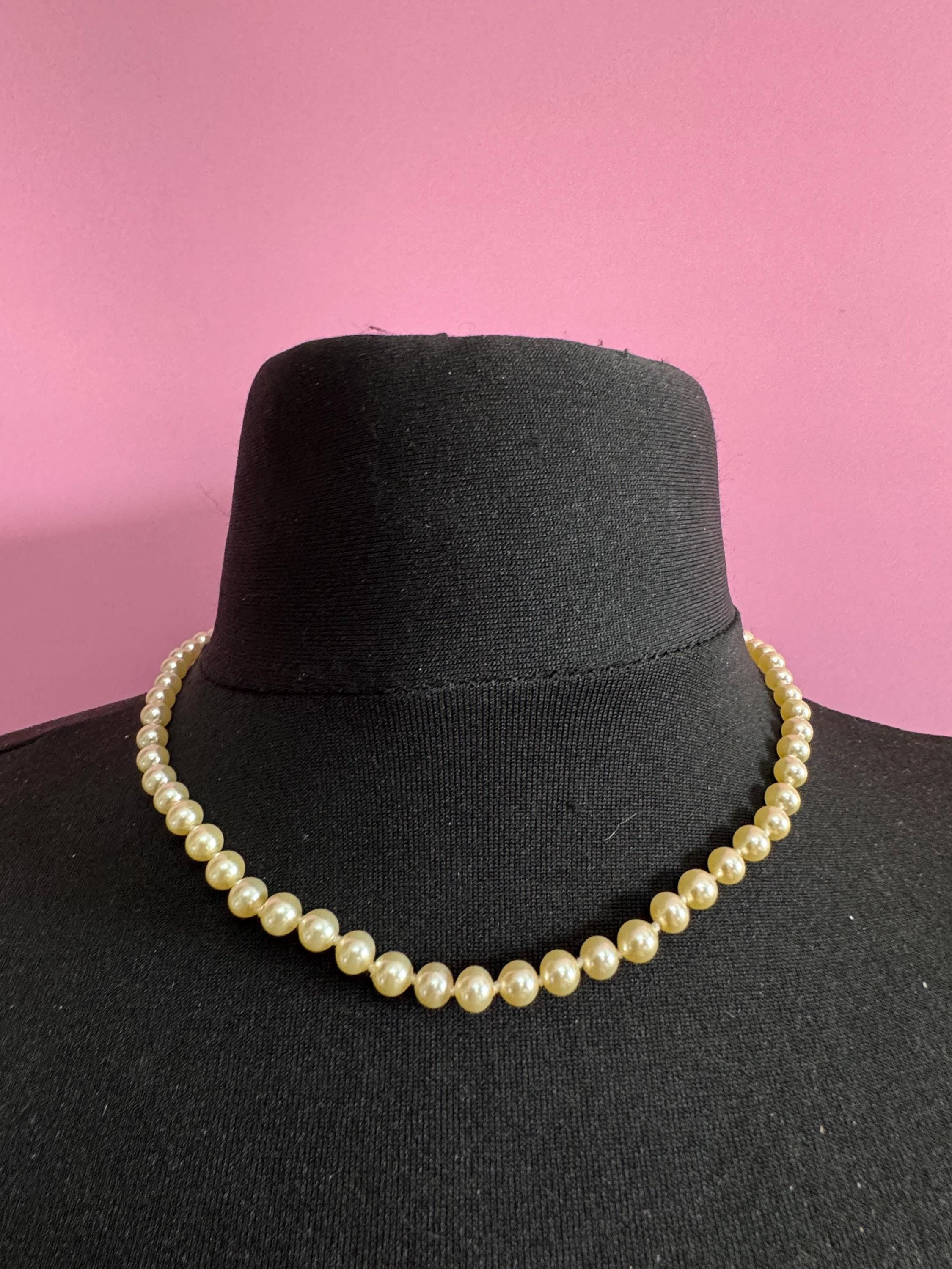 vintage cream knotted glass pearl necklace silver tone 47cm 6mm beads
