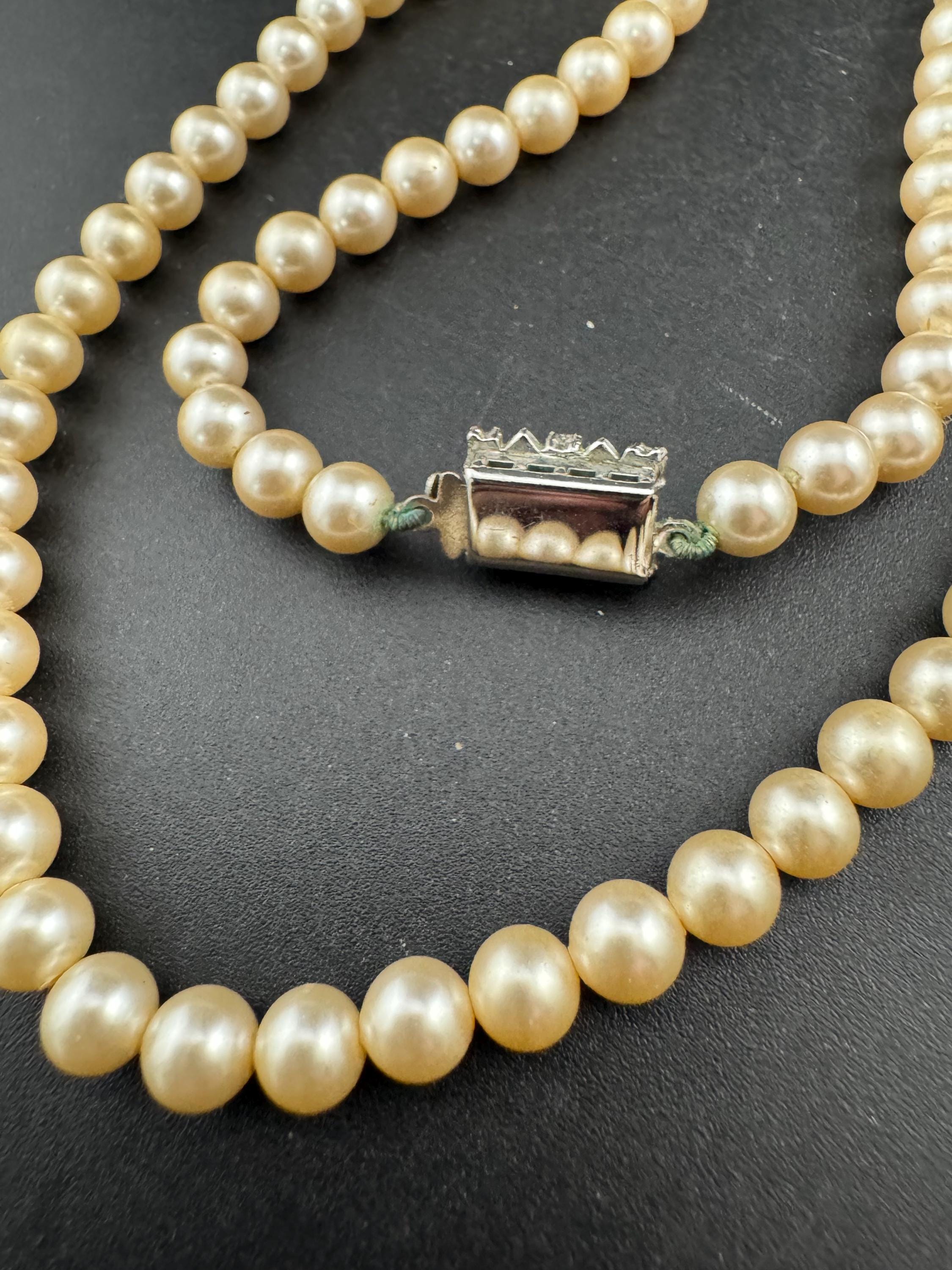 vintage cream glass pearl necklace silver tone rhinestone clasp 46cm 7mm beads