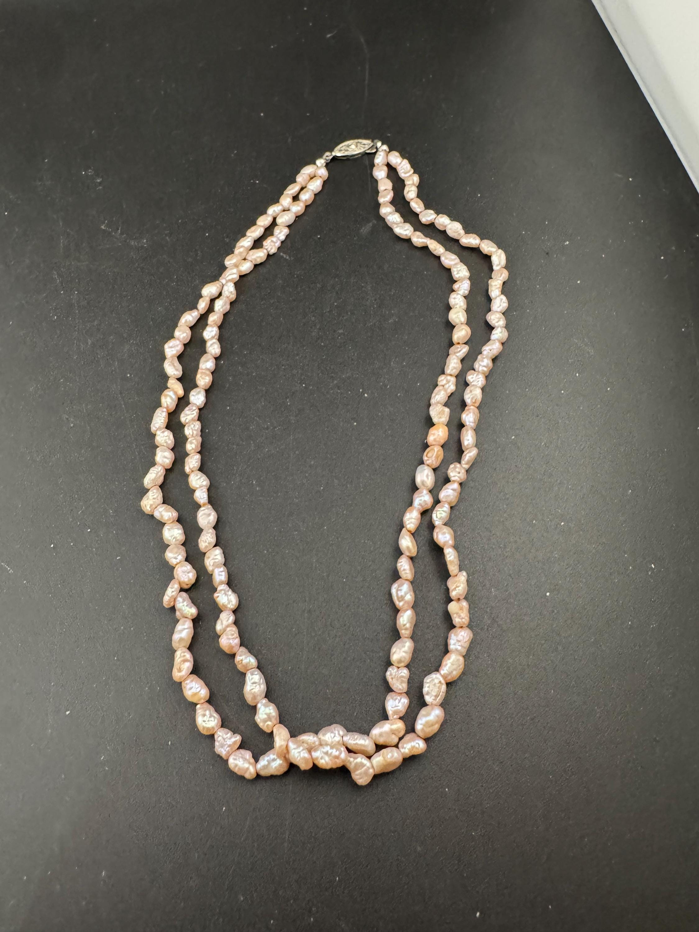 Vintage 2 row natural real freshwater pink rice Pearl seed beaded necklace with silver tone clasp 42cm