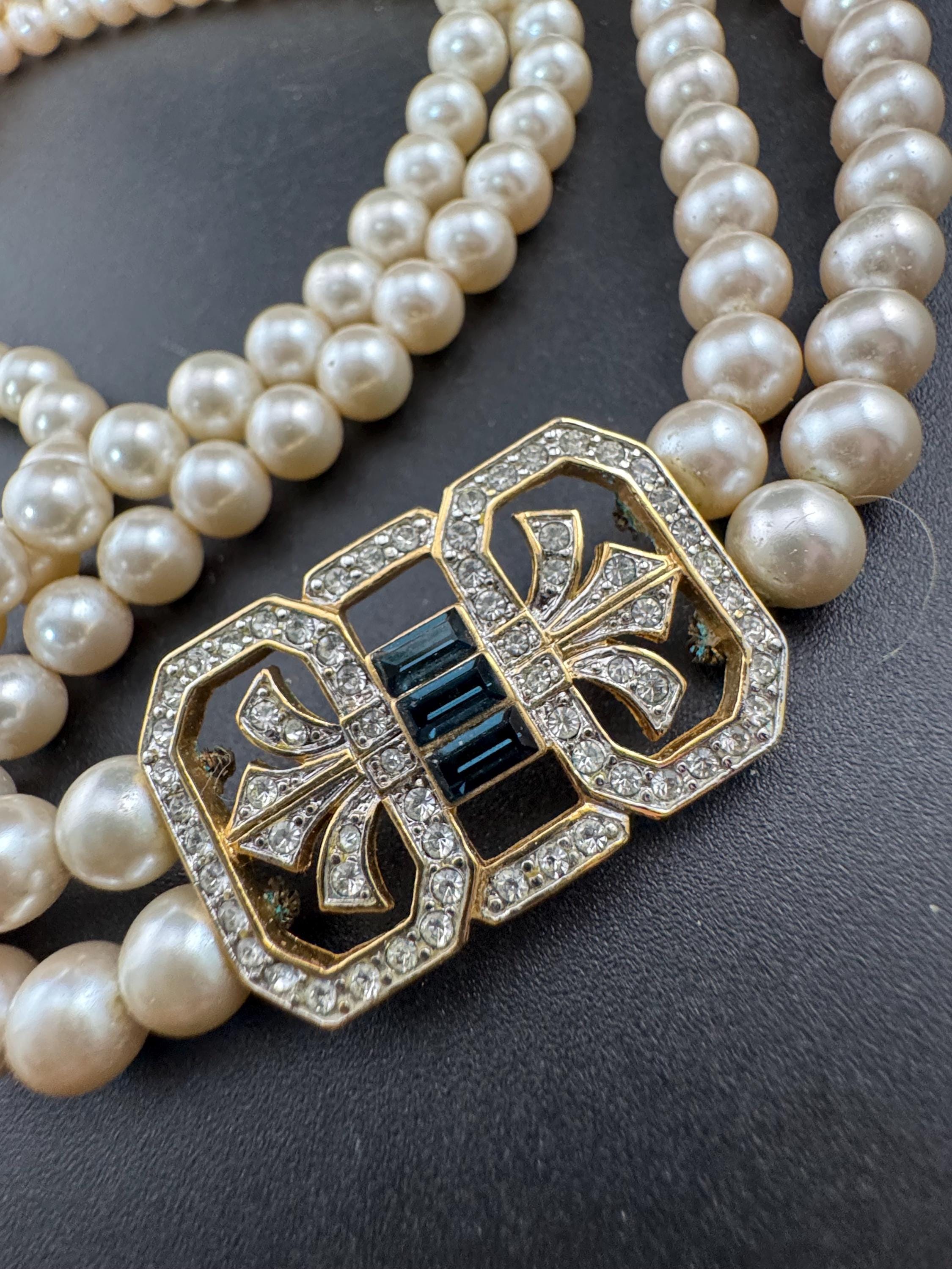 High end vintage 2 row double strand glass Pearl necklace cream 75cm gold tone ornate sapphire diamanté clasp