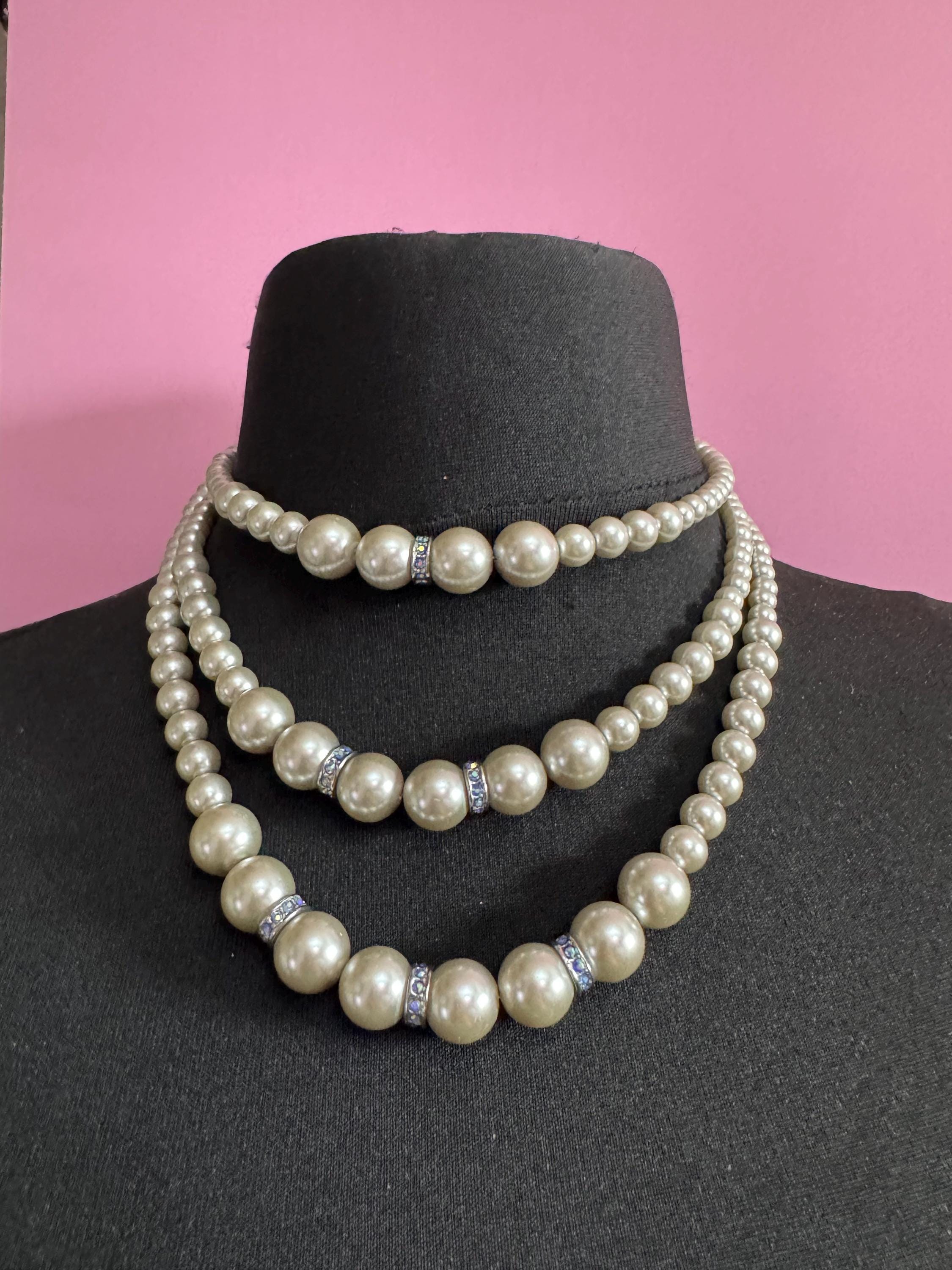 Retro Stylish silver tone grey glass beaded faux pearl Multistrand layering necklace weighty with rondelle beads