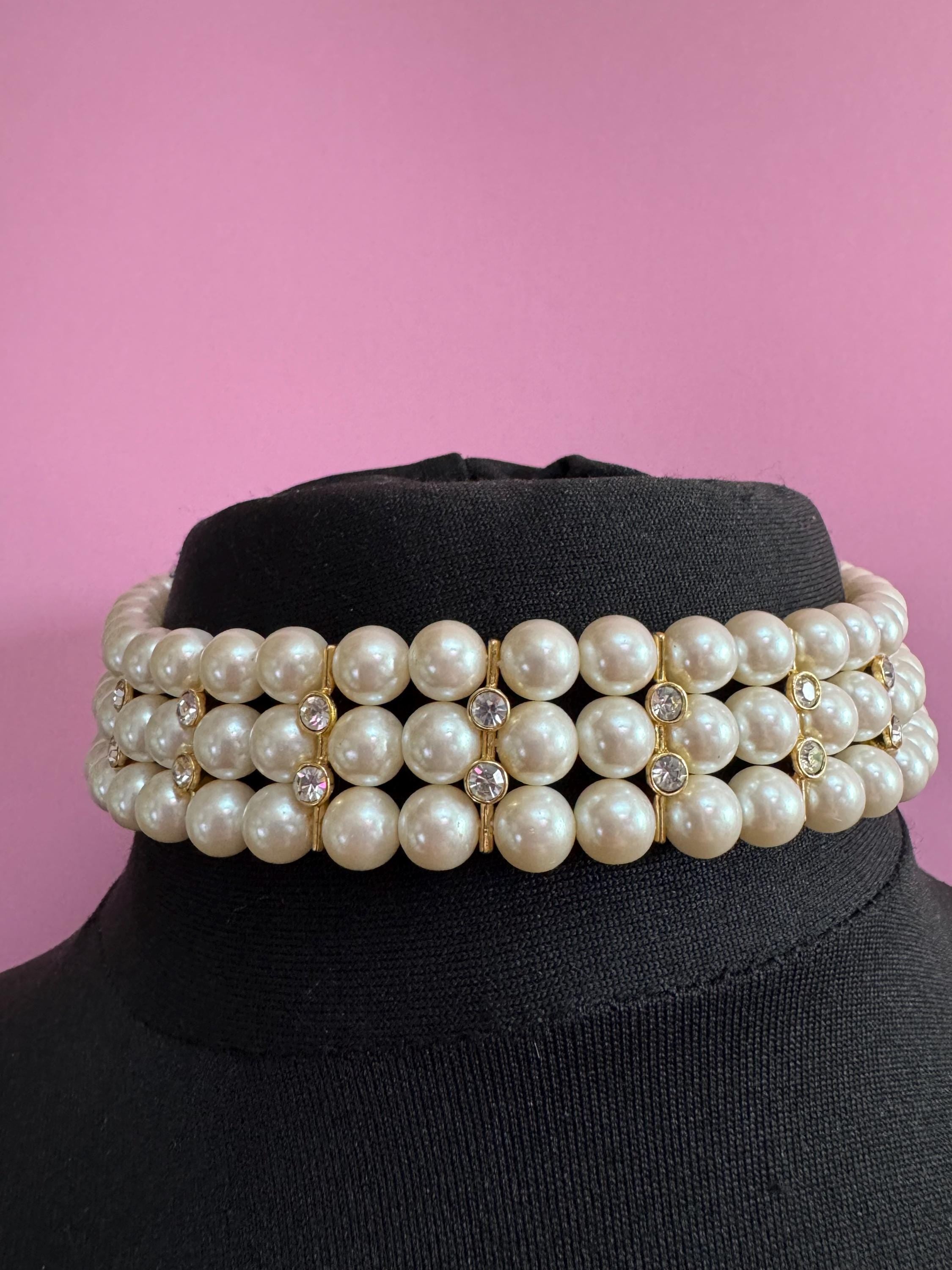 Petite fit 38cm sit on the neck 3 row Cream glass faux pearl choker necklace with clear rhinestone gold tone